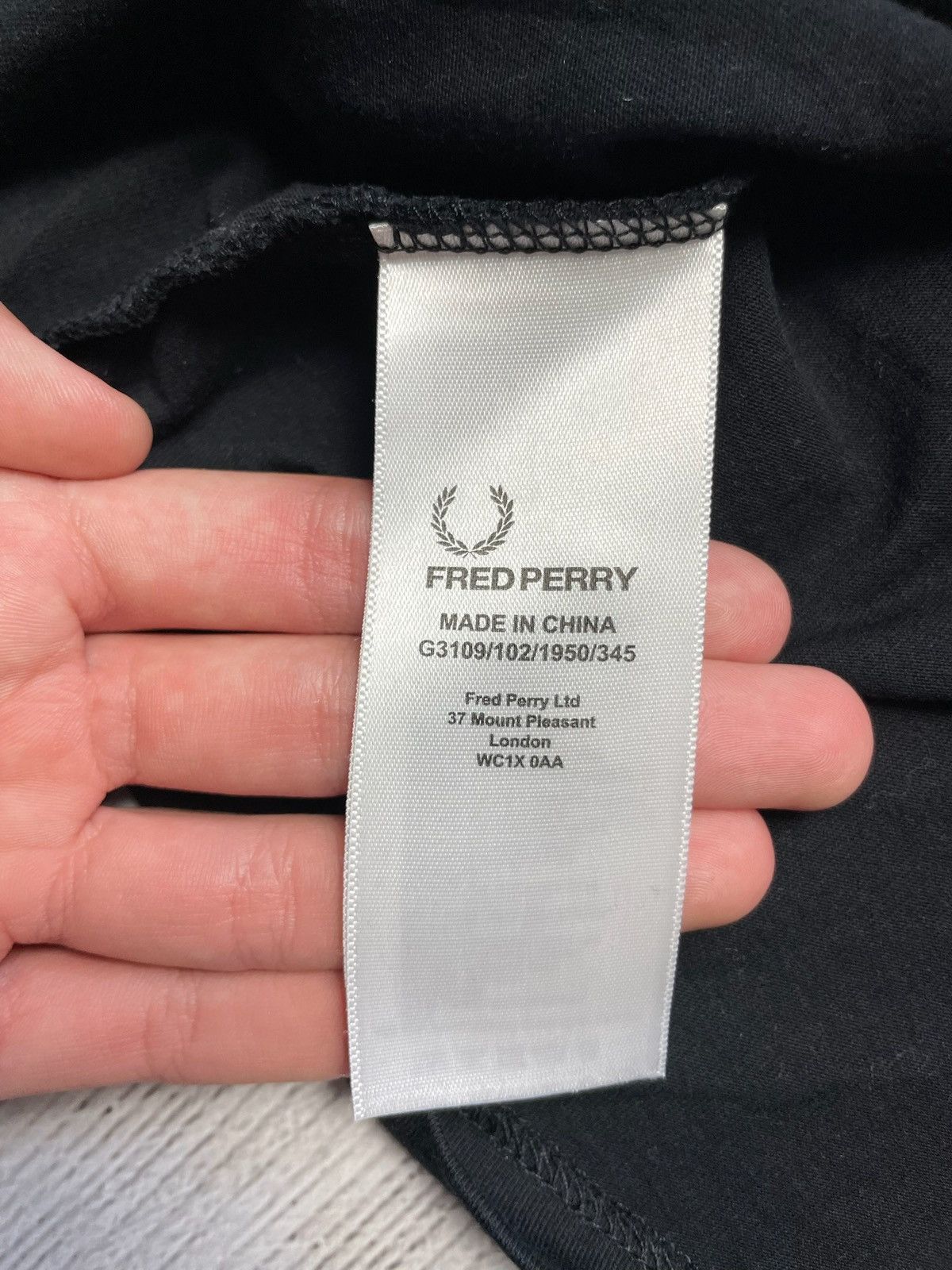 Fred Perry × Vintage Vintage Fred Perry tee logo size S big logo Size S / US 4 / IT 40 - 4 Thumbnail