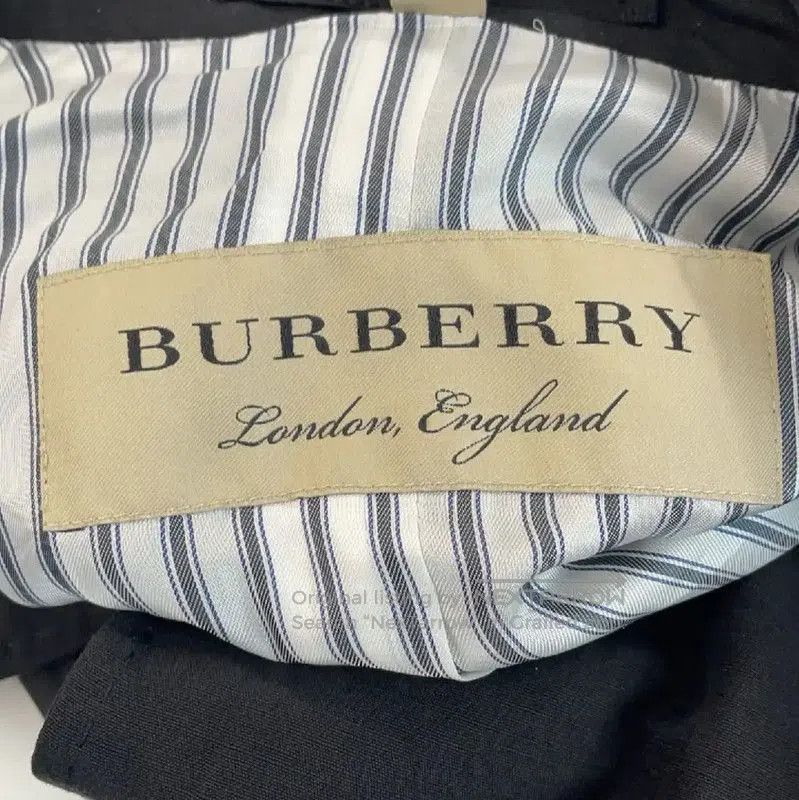 Burberry Burberry Women's Black Wool Coat. Size XS / US 0-2 / IT 36-38 - 3 Thumbnail