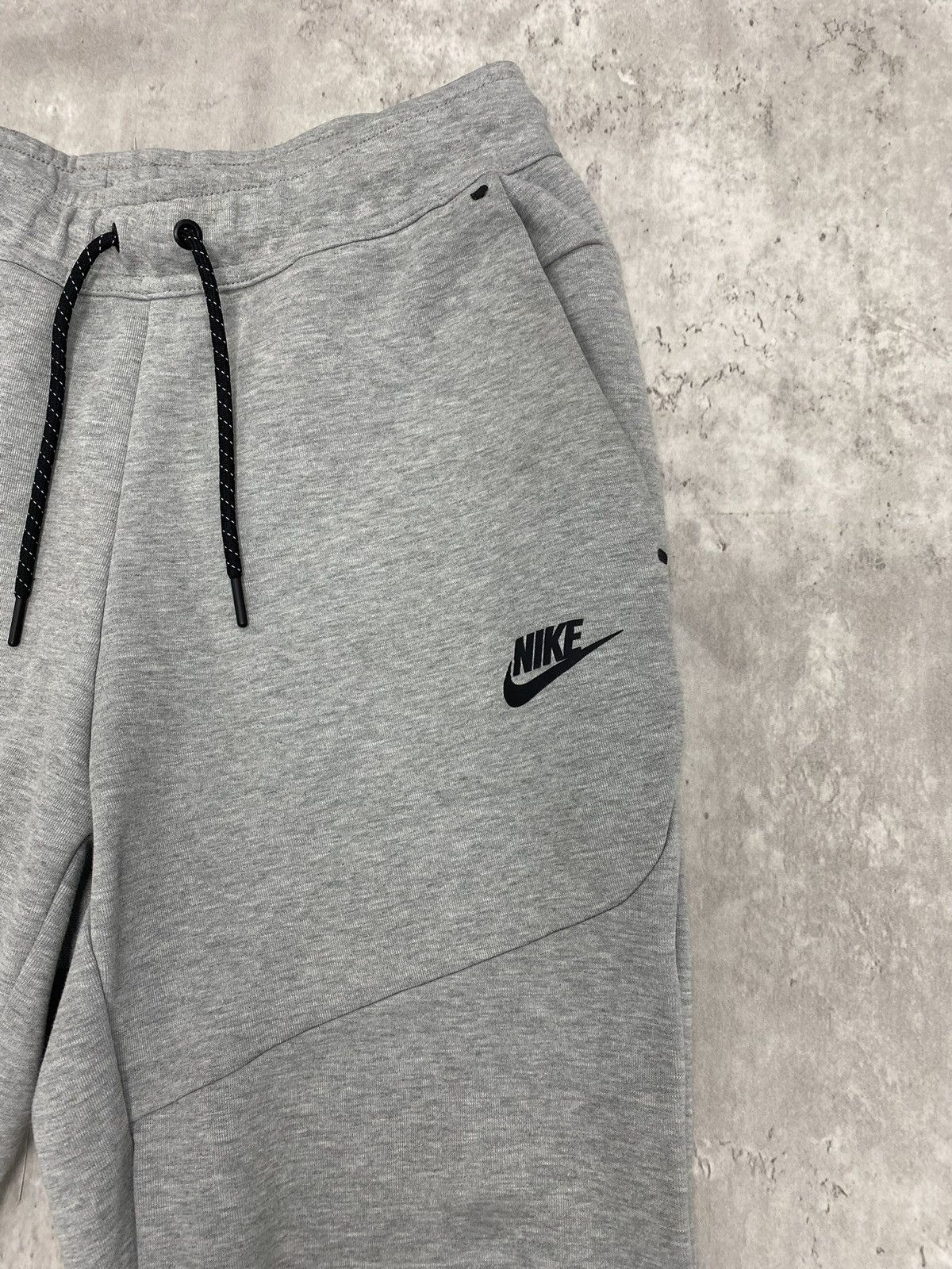 Nike Size S - Nike Sportswear Tech Fleece Joggers “Heather Grey” Size US 30 / EU 46 - 3 Thumbnail