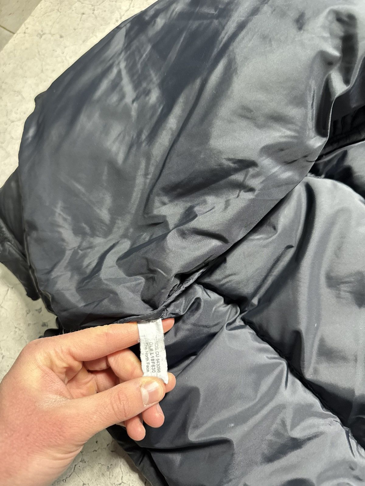 The North Face The North Face 700 Nuptse Black Down Pufffer Jacket Size L / US 10 / IT 46 - 13 Thumbnail