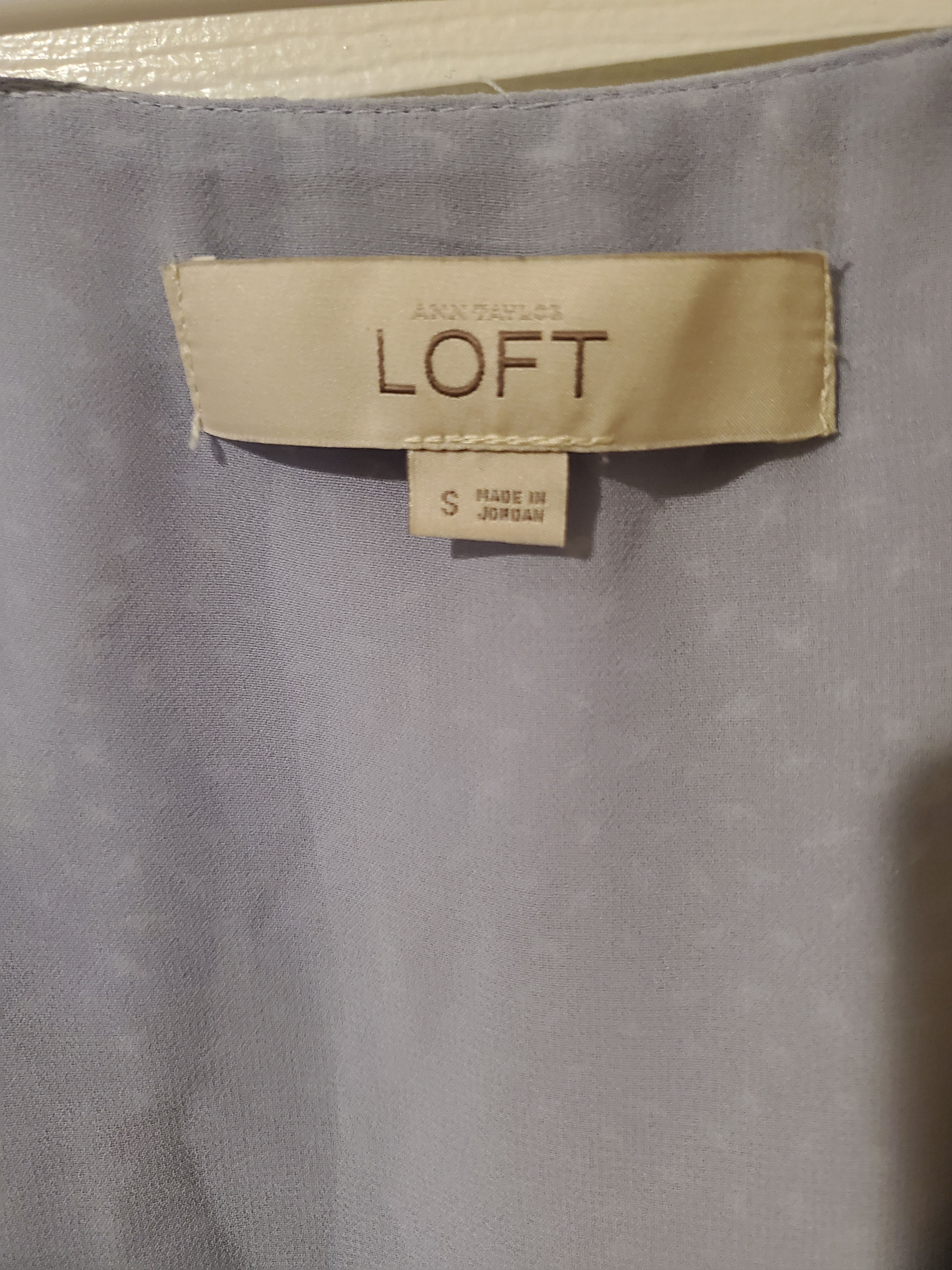 Loft Soft Lavender Colored Flowy Camisole Blouse (size s) Size S / US 4 / IT 40 - 3 Thumbnail