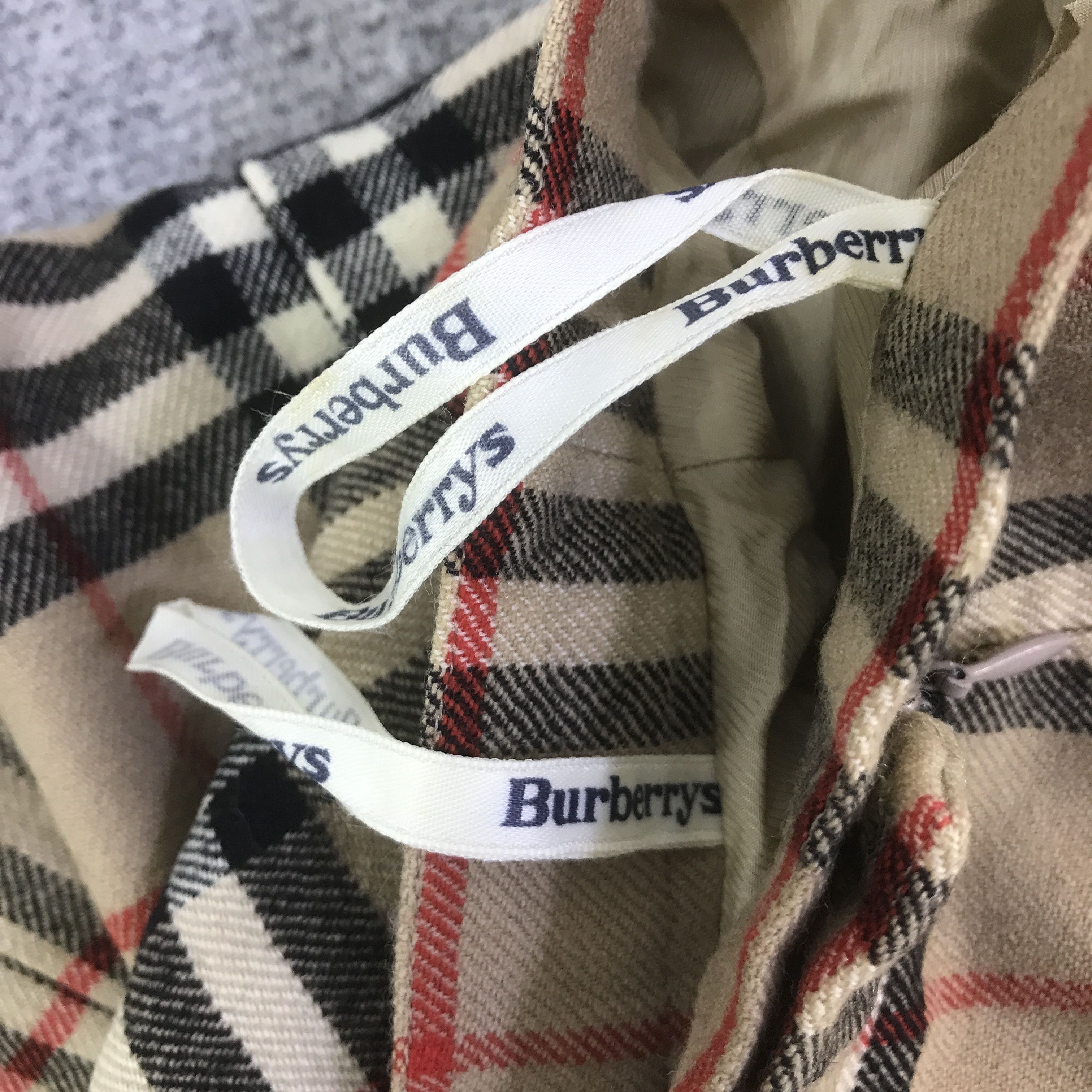Burberry BURBERRY MEXI SKIRT K130B19 Size 22" - 10 Thumbnail