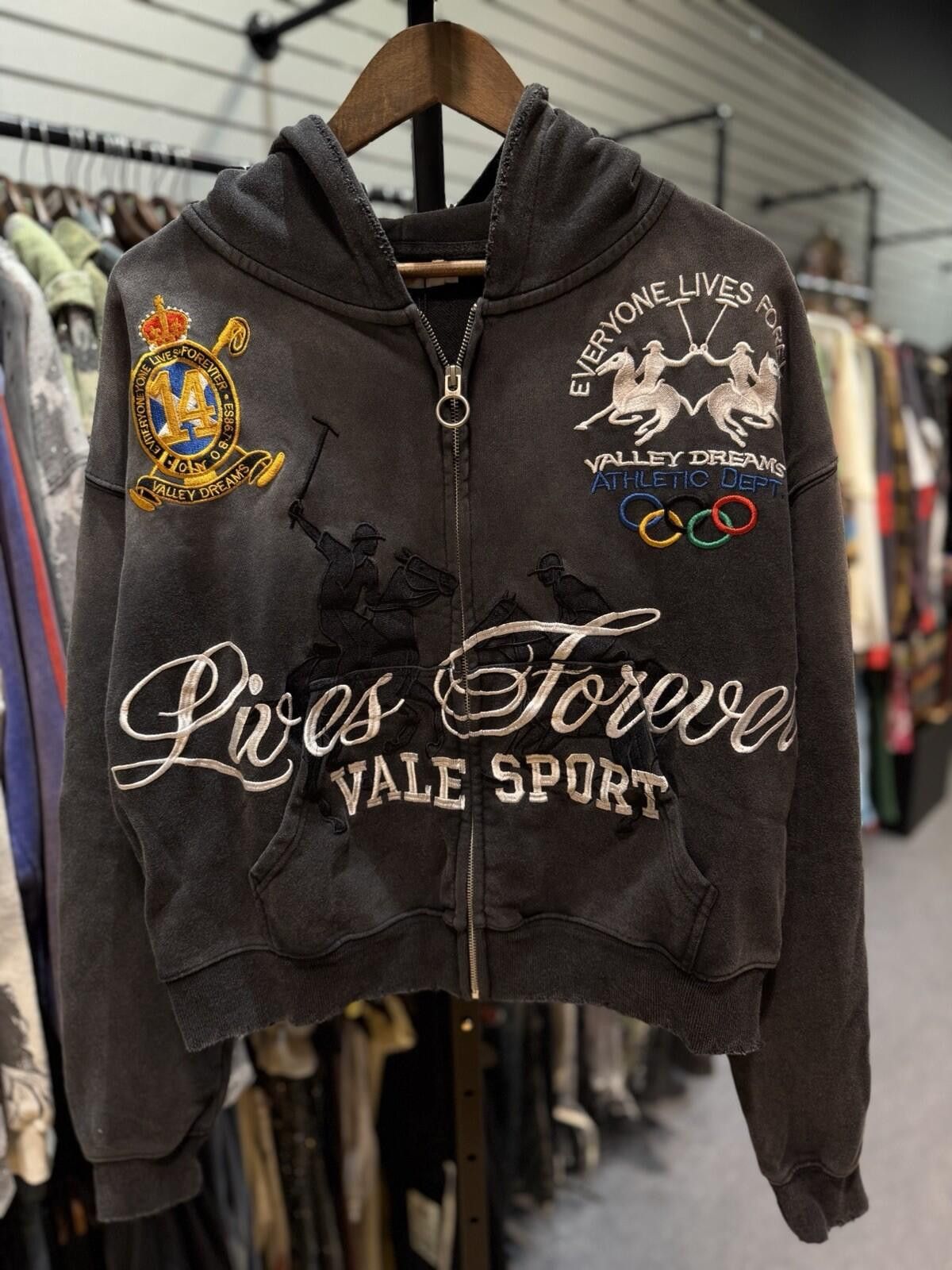 Vale S - Vale Zip Up Black Hoodie Authentic Valley Vale Forever Size US S / EU 44-46 / 1 - 7 Thumbnail