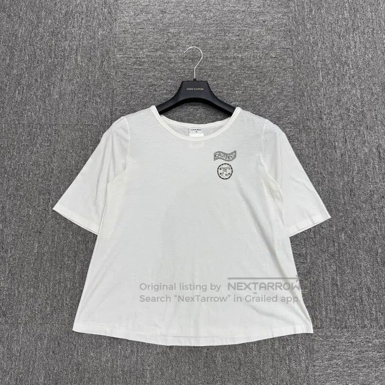 Chanel Chanel Rhinestone embroidery letter short sleeve Size XXS / US 00 / IT 34 - 1 Thumbnail
