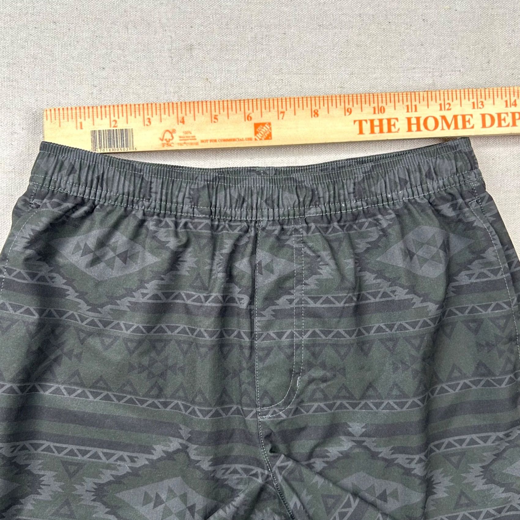 Chubbies Chubbies Shorts Mens Sm Lined Aztec Gym Training Beachy Athletic 5.5" Inseam Size US 29 - 6 Thumbnail