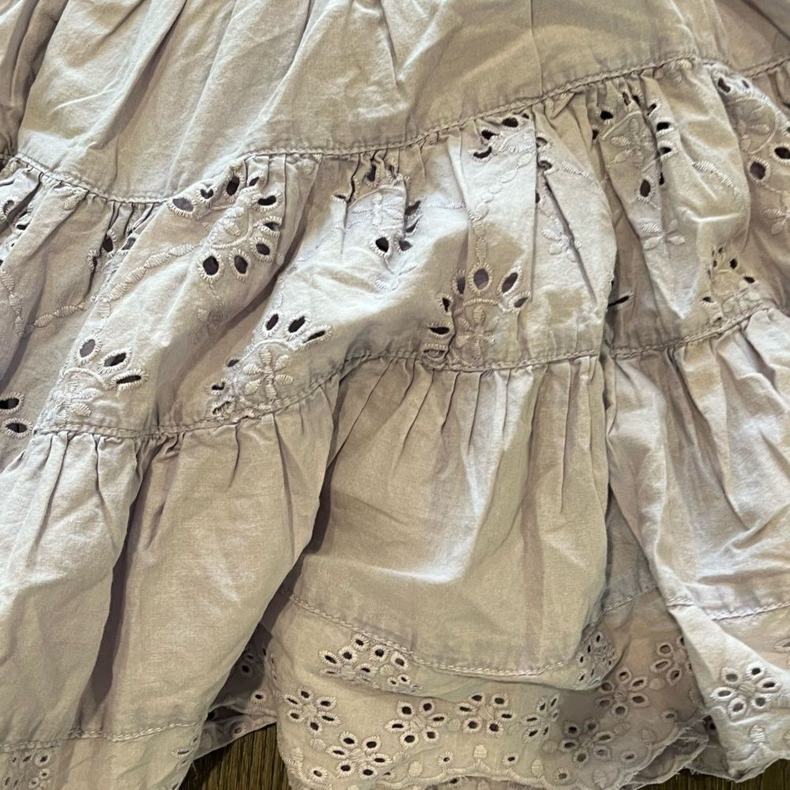 Guess NWOT Guess Lilac Purple Eyelet Lace Mini Skirt Size S Size 26" / US 2 / IT 38 - 2 Thumbnail