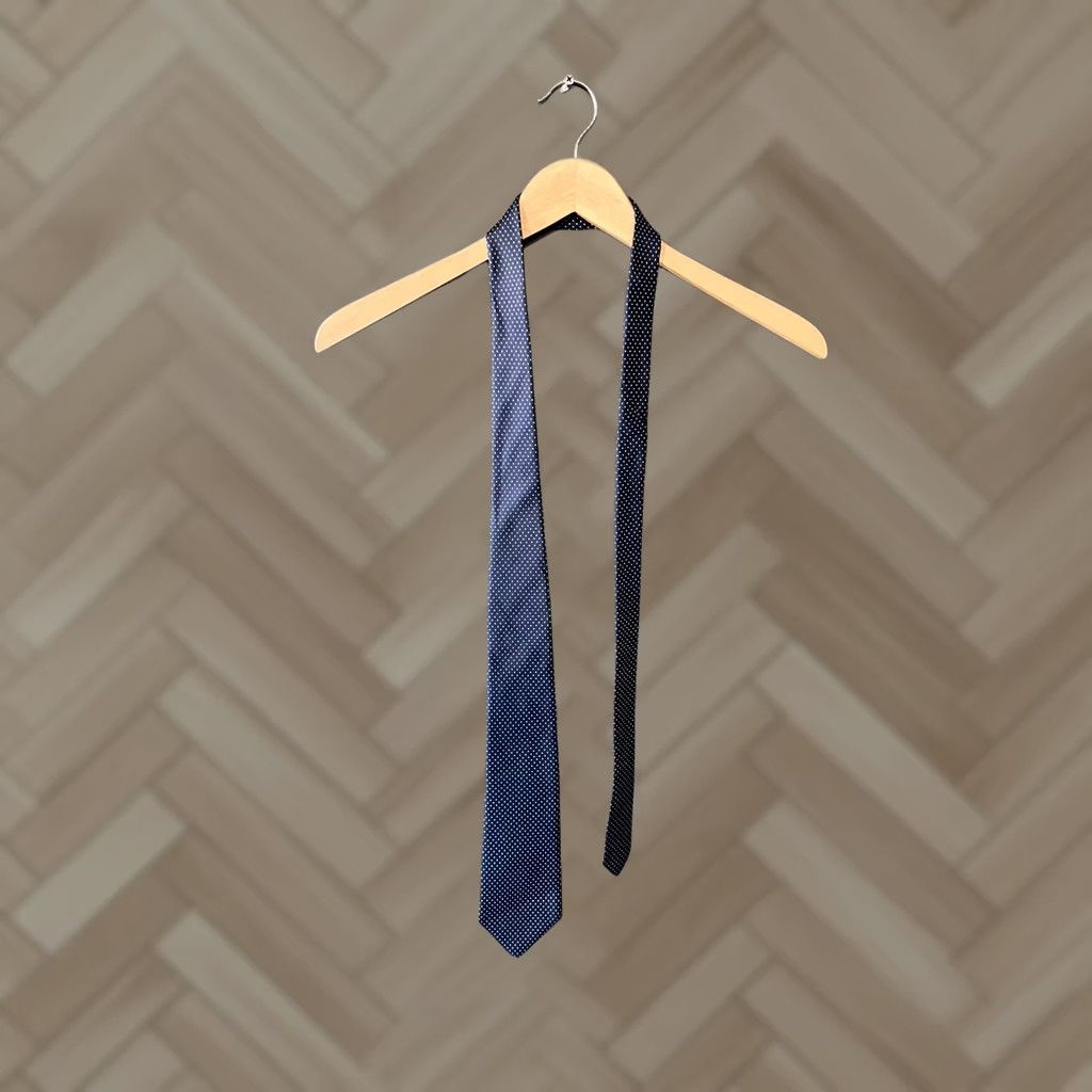 Guy Laroche GUY LAROCHE Mens Blue Silk tie Made in Italy Polka Dot Tie Silk Blue Men 57 in. Floral Pattern Size ONE SIZE - 1 Thumbnail
