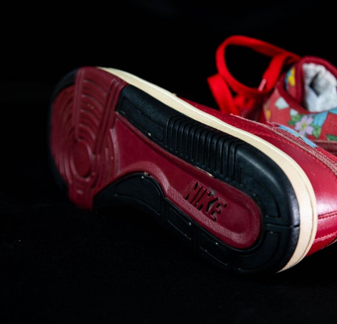 Nike Nike Red Floral sneakers Size US 10 / IT 40 - 4 Thumbnail