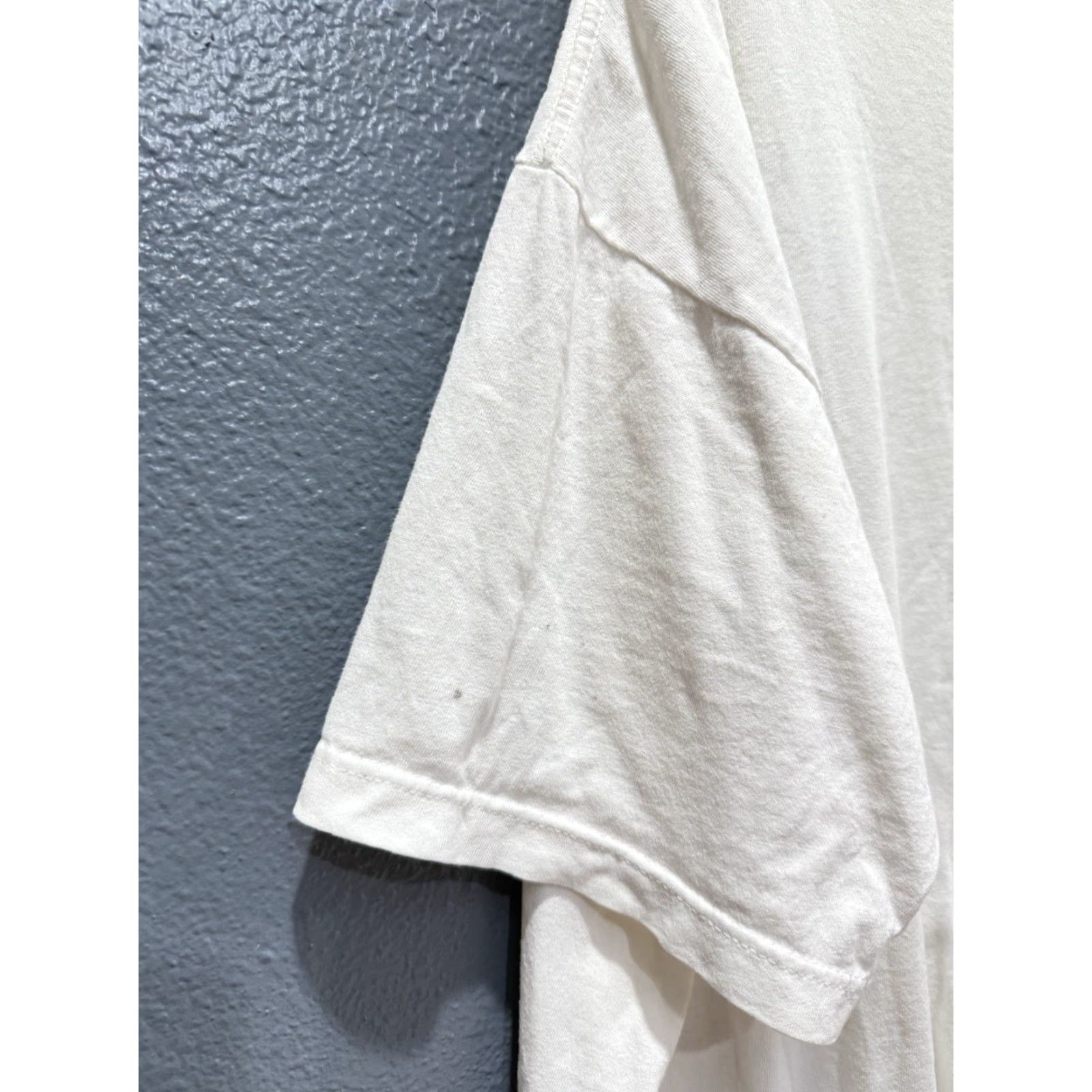 Catalina VINTAGE 90s PBY Catalina World War 2 Navy Plane White Tee Shirt 2XL T-Shirt Mens White 90s Planes Size US XXL / EU 58 / 5 - 8 Thumbnail