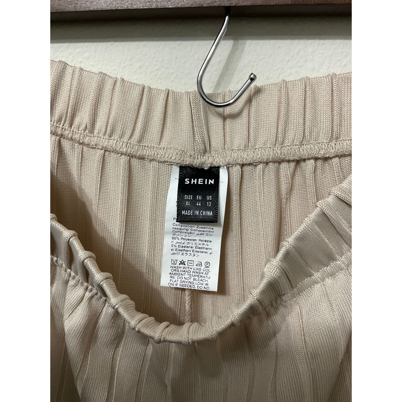 Shein EUC Shein High Wasted Wide Leg Pants Sz XL Size 34" / US 12 / IT 48 - 2 Thumbnail