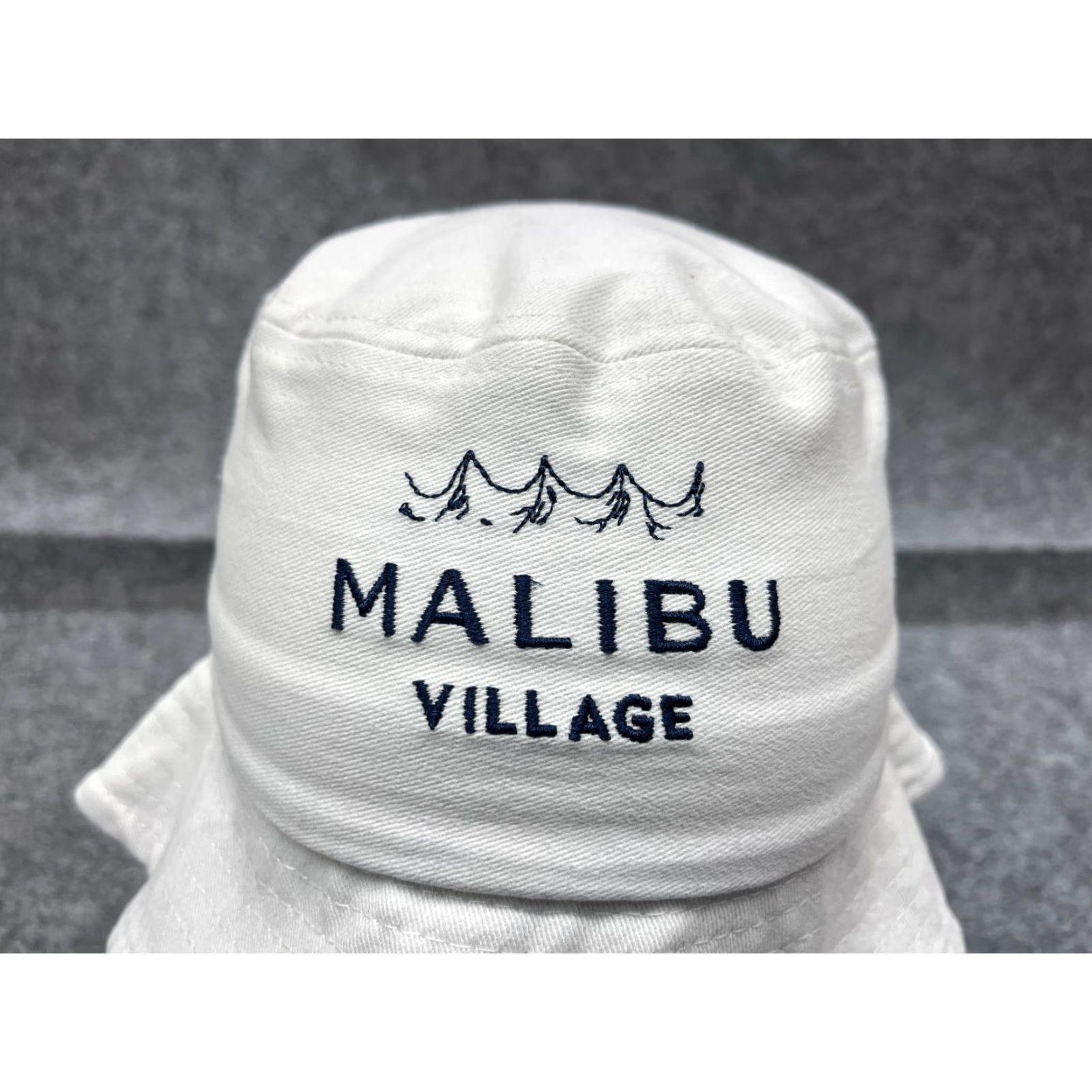Vintage VINTAGE Malibu Village California Bucket Hat Adult One Size White Summer Beach Outdoor Casual Lightweight Cotton Men's Size ONE SIZE - 2 Thumbnail