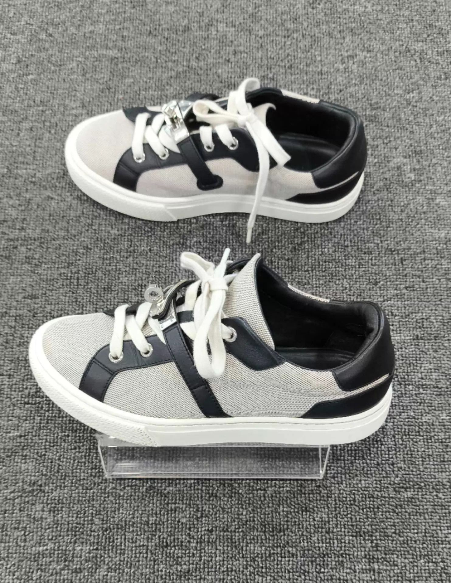 Hermes HERMES Kelly Buckle Panda 2T Canvas Sneaker 98 35 Size US 4.5 / IT 34.5 - 3 Thumbnail