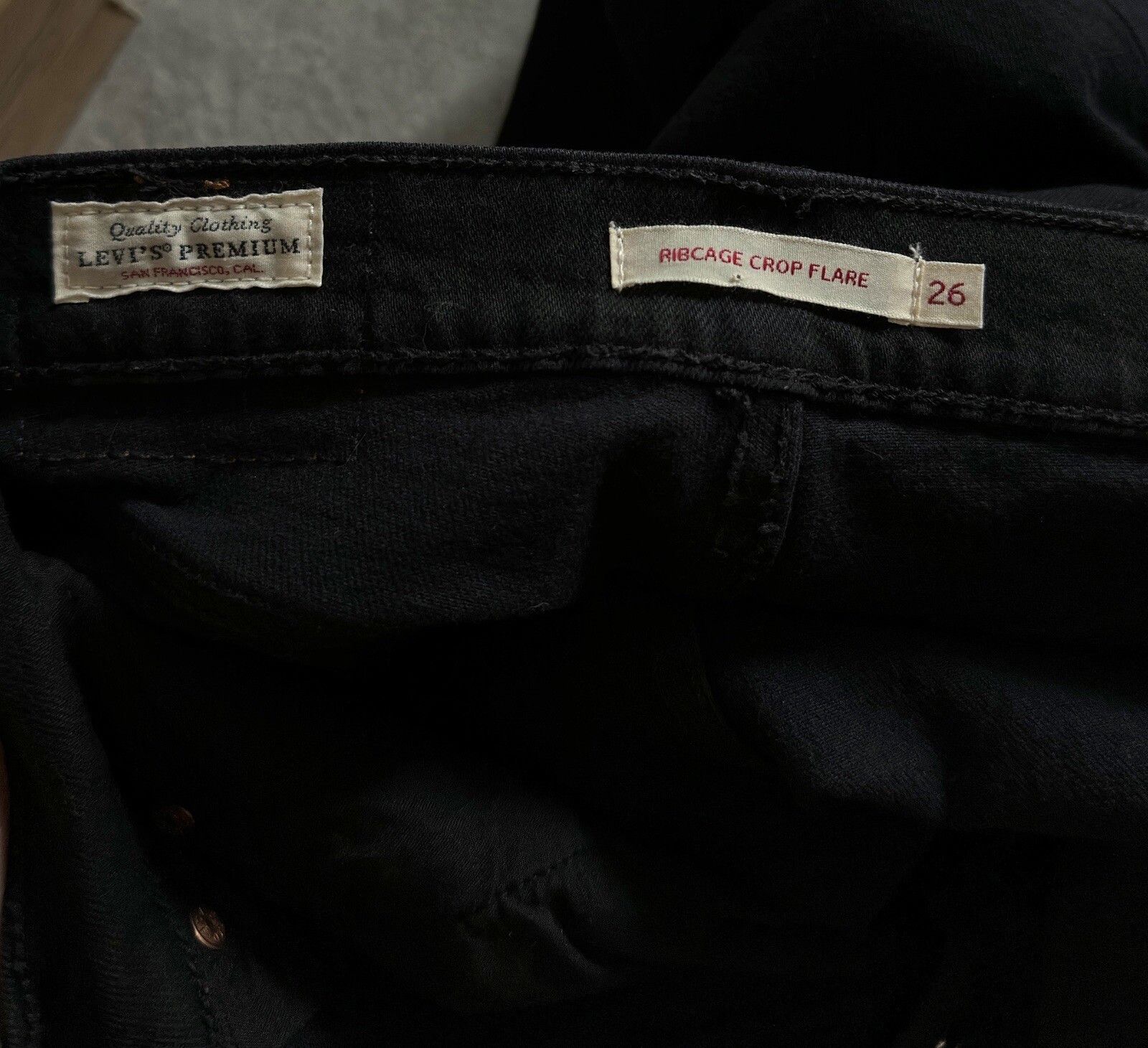 Levi's Levis Premium Ribcage Crop Flare Black Jeans Size 26x26 Size 26" / US 2 / IT 38 - 6 Thumbnail
