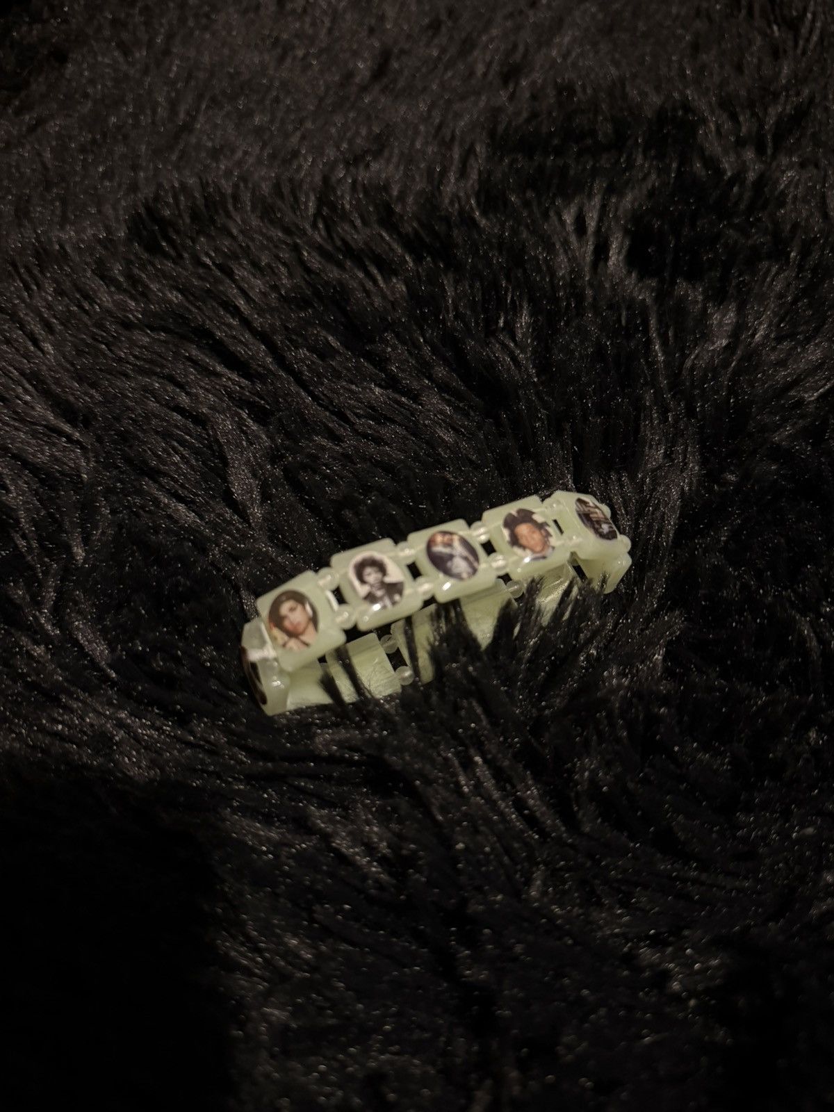1199 Bazo 1199 Forever 21 (Glow In The Dark) Bracelet Size ONE SIZE - 3 Thumbnail