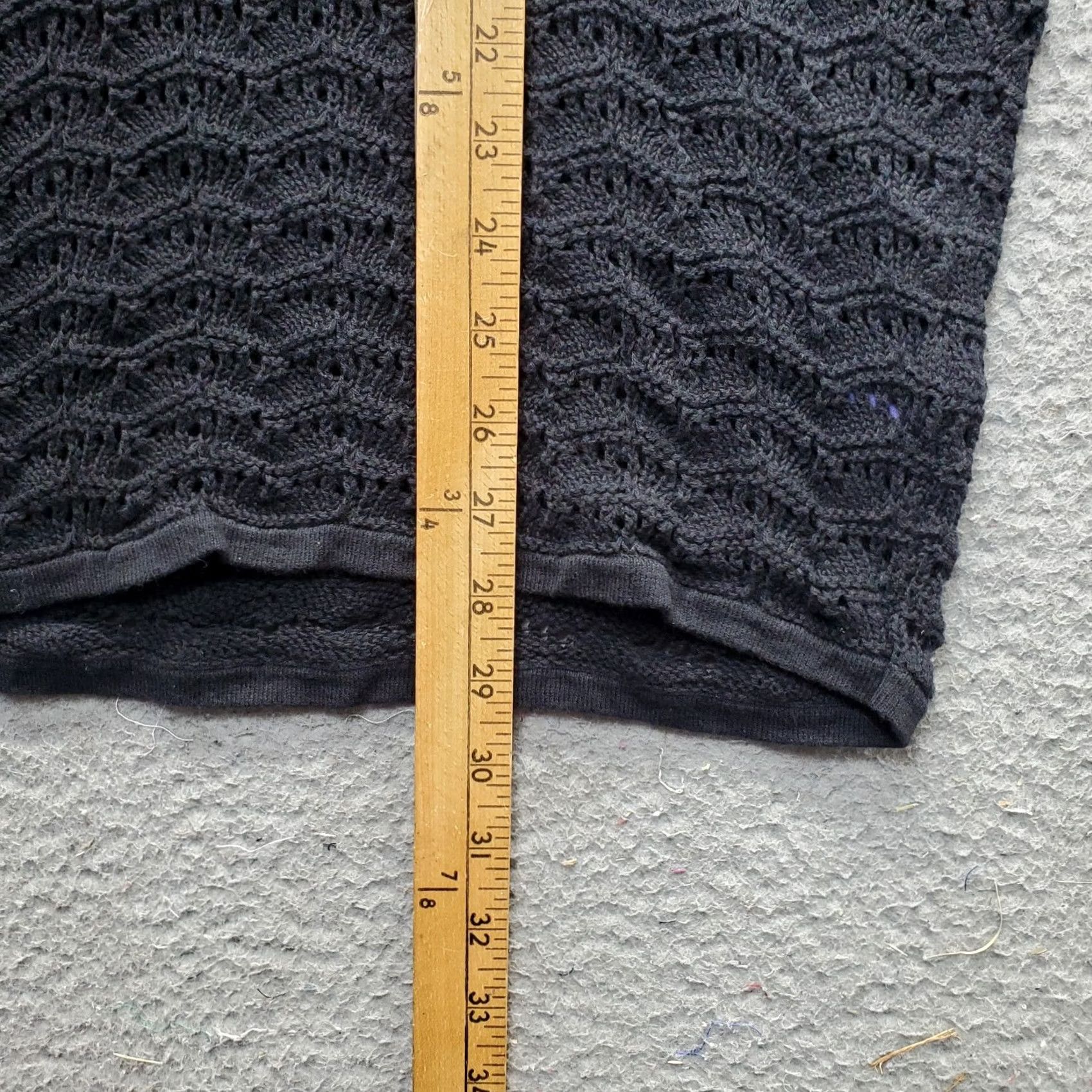Vintage Vivienne Vivienne Tam Sweater Womens S Black Crochet Knit Smocked Hem Pullover Size S / US 4 / IT 40 - 4 Thumbnail