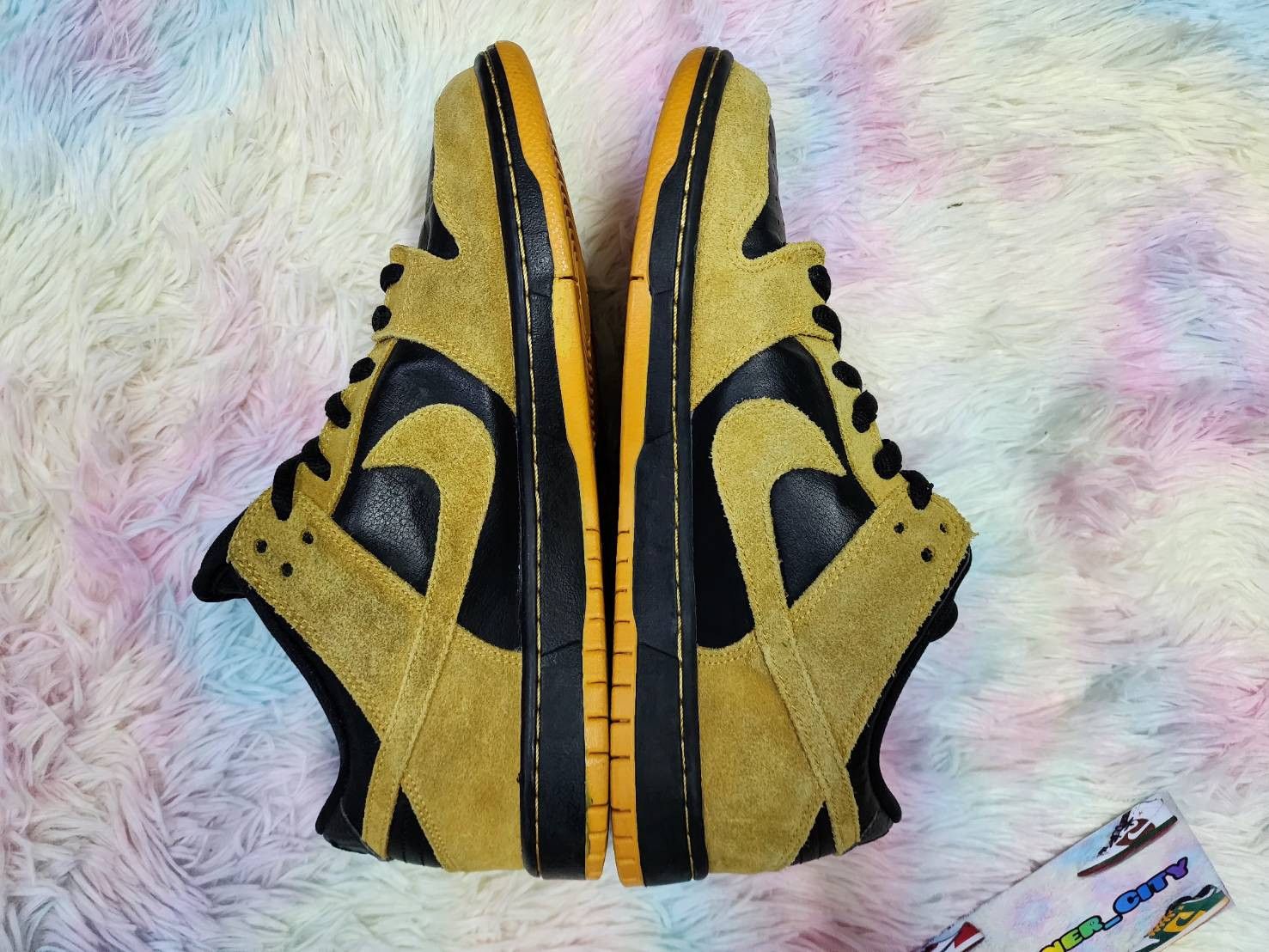 Nike Nike Sb Dunk Low Iowa Size US 10.5 / EU 43-44 - 4 Thumbnail