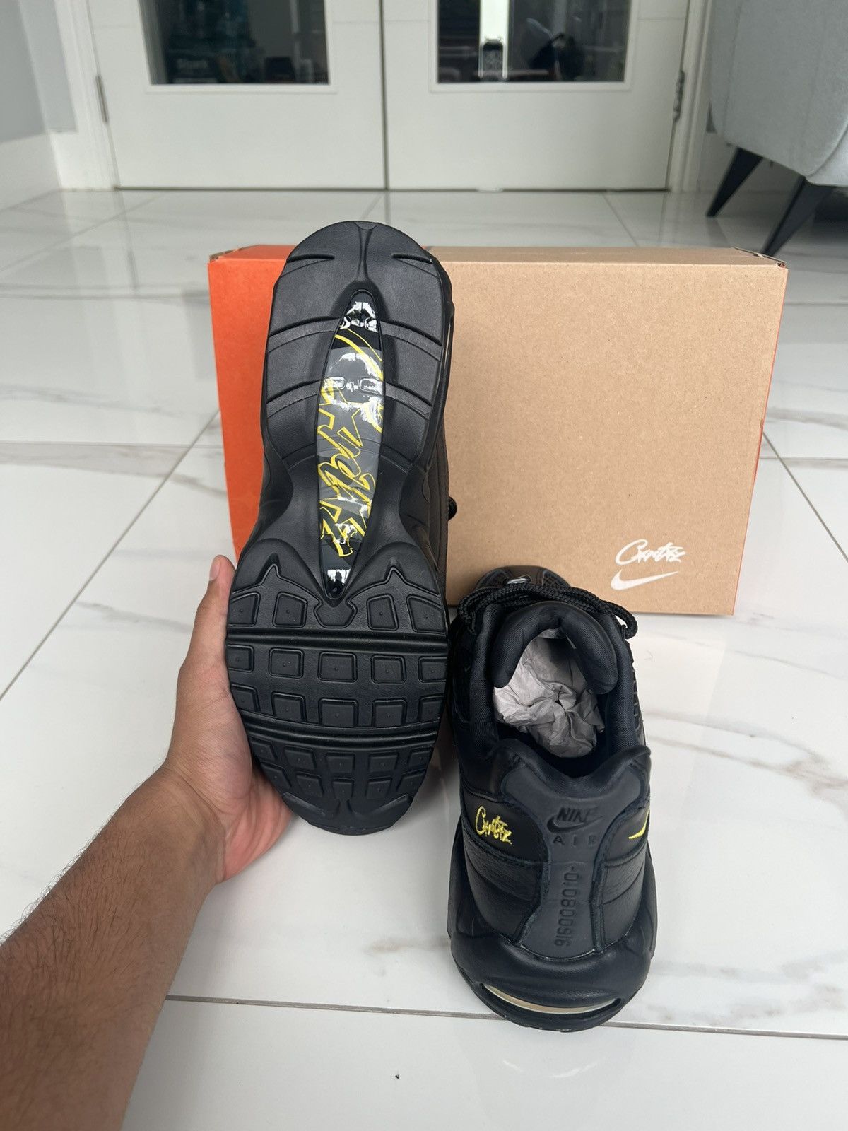 Corteiz × Nike Corteiz Air Max 95 Honey Blacks Size US 11 / EU 44 - 5 Thumbnail