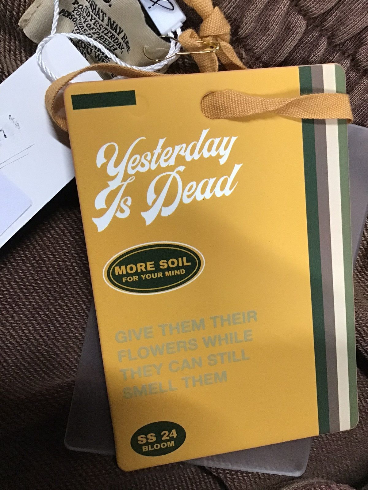 Other YESTERDAY IS DEAD MADE WITH CARE CORE SHORTS Size US 38 / EU 54 - 6 Thumbnail