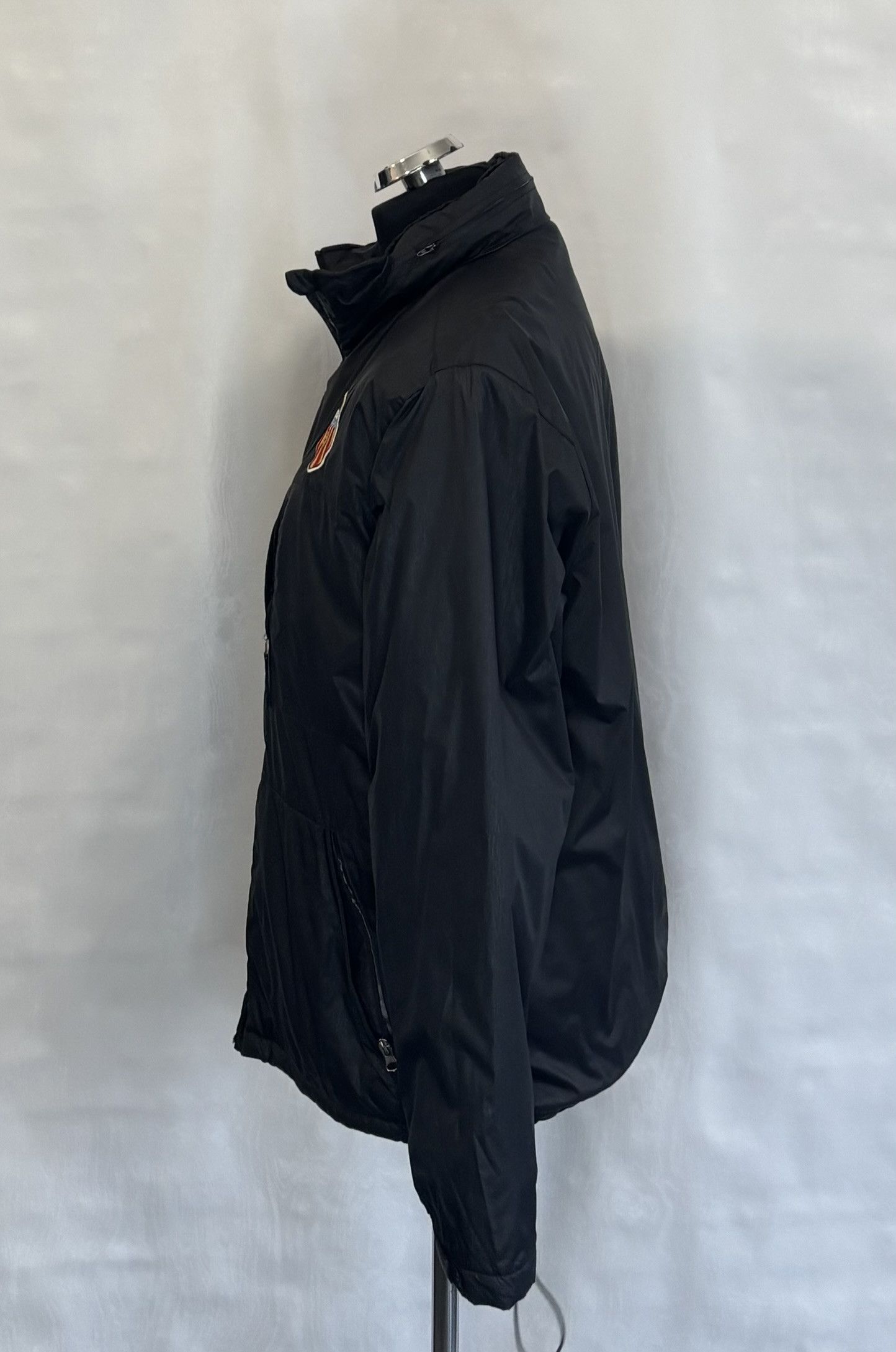 Joma Valencia 2012/2013 Joma Football Jacket size L Size US L / EU 52-54 / 3 - 3 Thumbnail