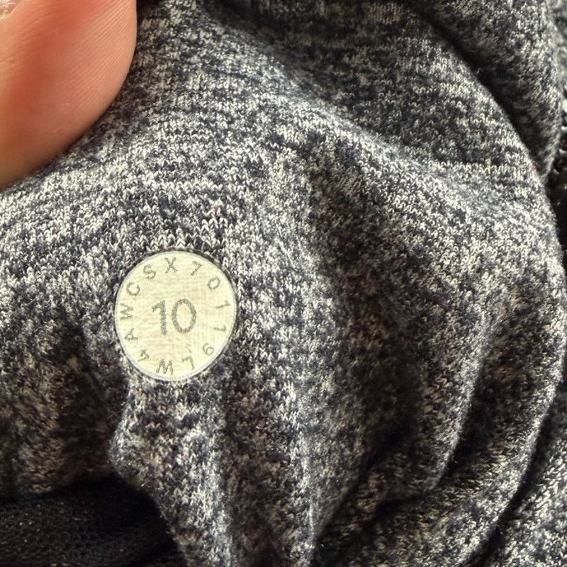 Lululemon Lululemon Define Jacket Gray Size 10 - Size L / US 10 / IT 46 - 2 Thumbnail