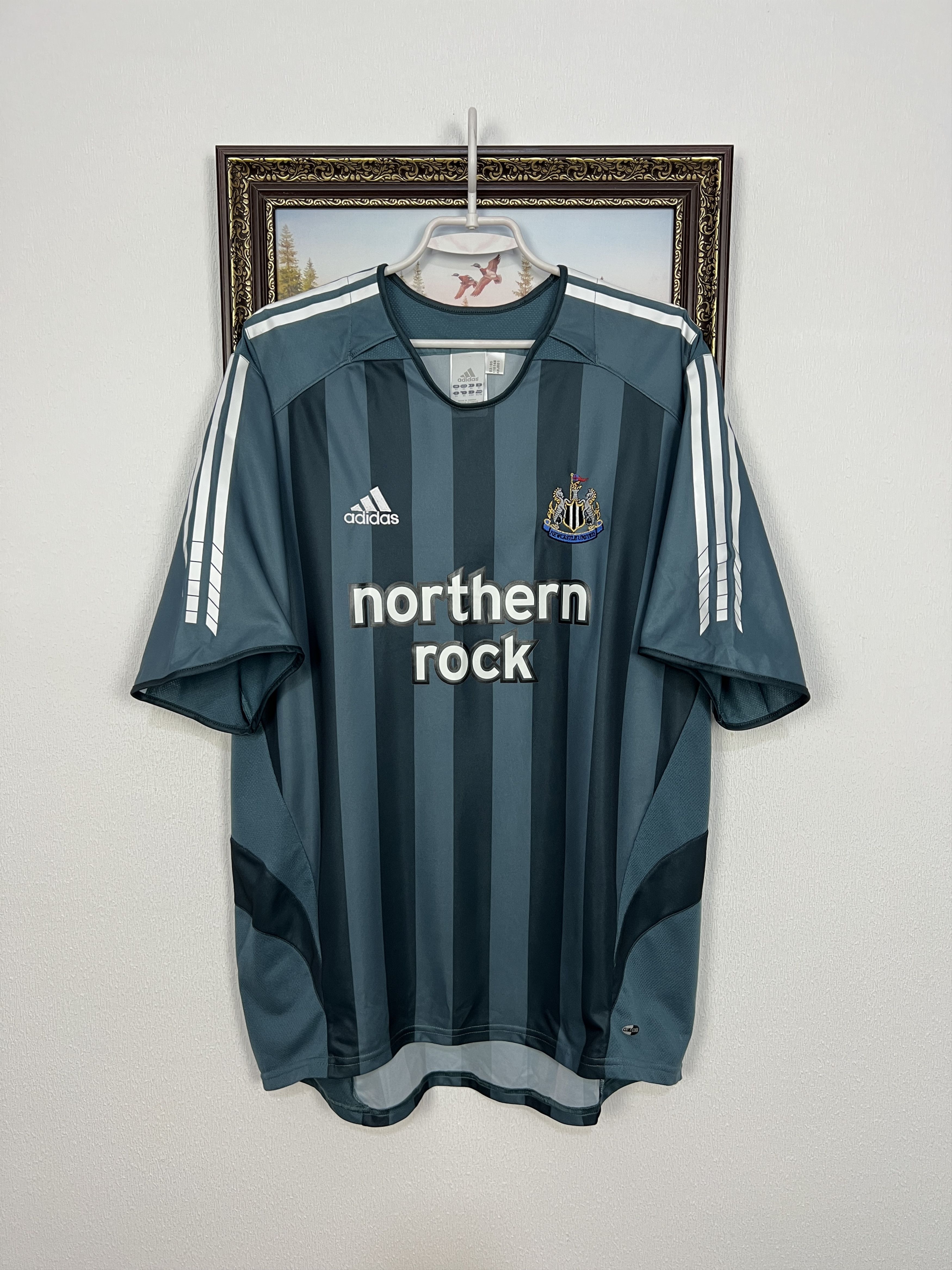 Adidas × Vintage Newcastle United 2004-2005 Away soccer jersey