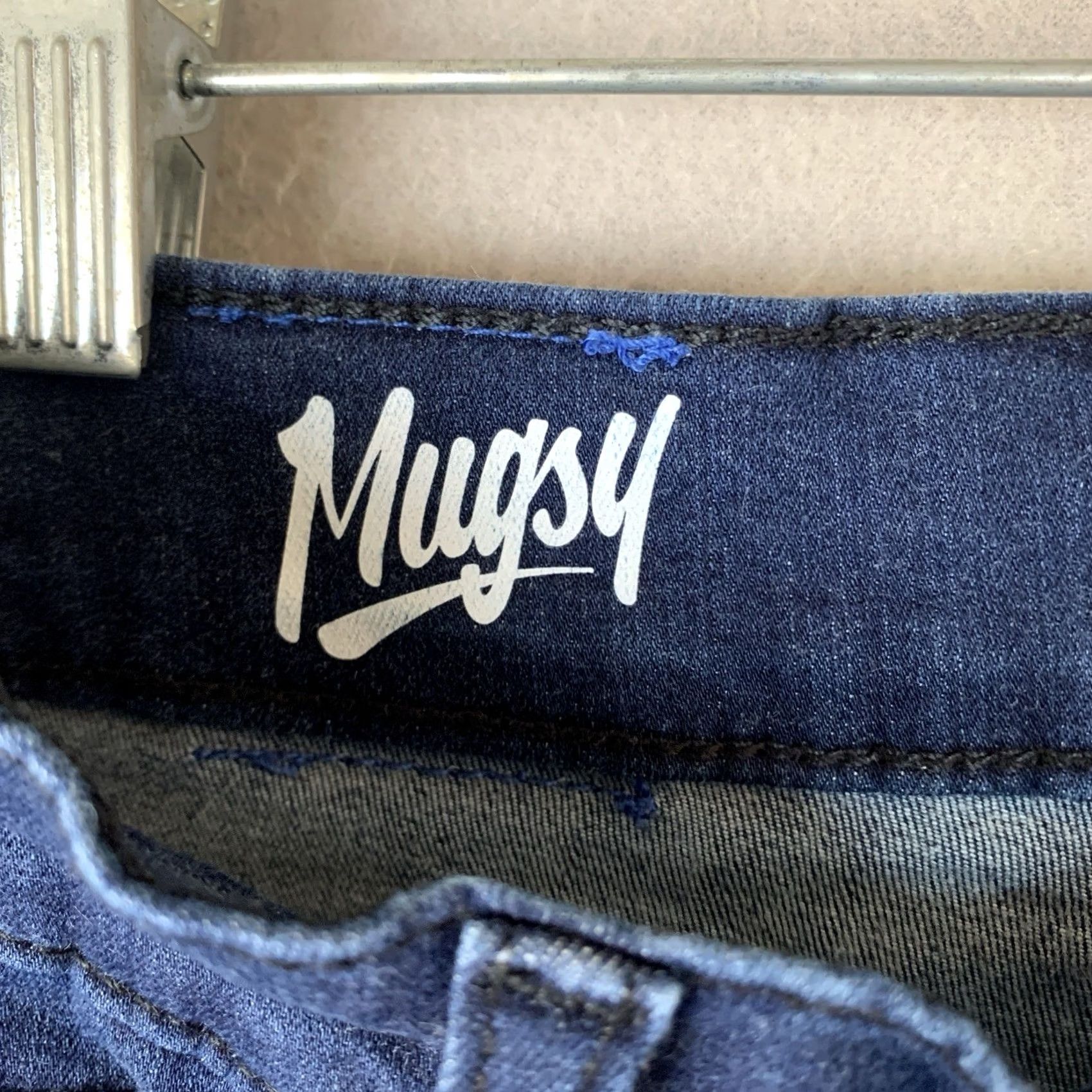 Vintage Mugsy Jeans Mens 33x30 Slim Straight Denim Office Preppy Studio Blues 5-Pocket Logo Stretch Dark Blue Size US 33 - 5 Thumbnail