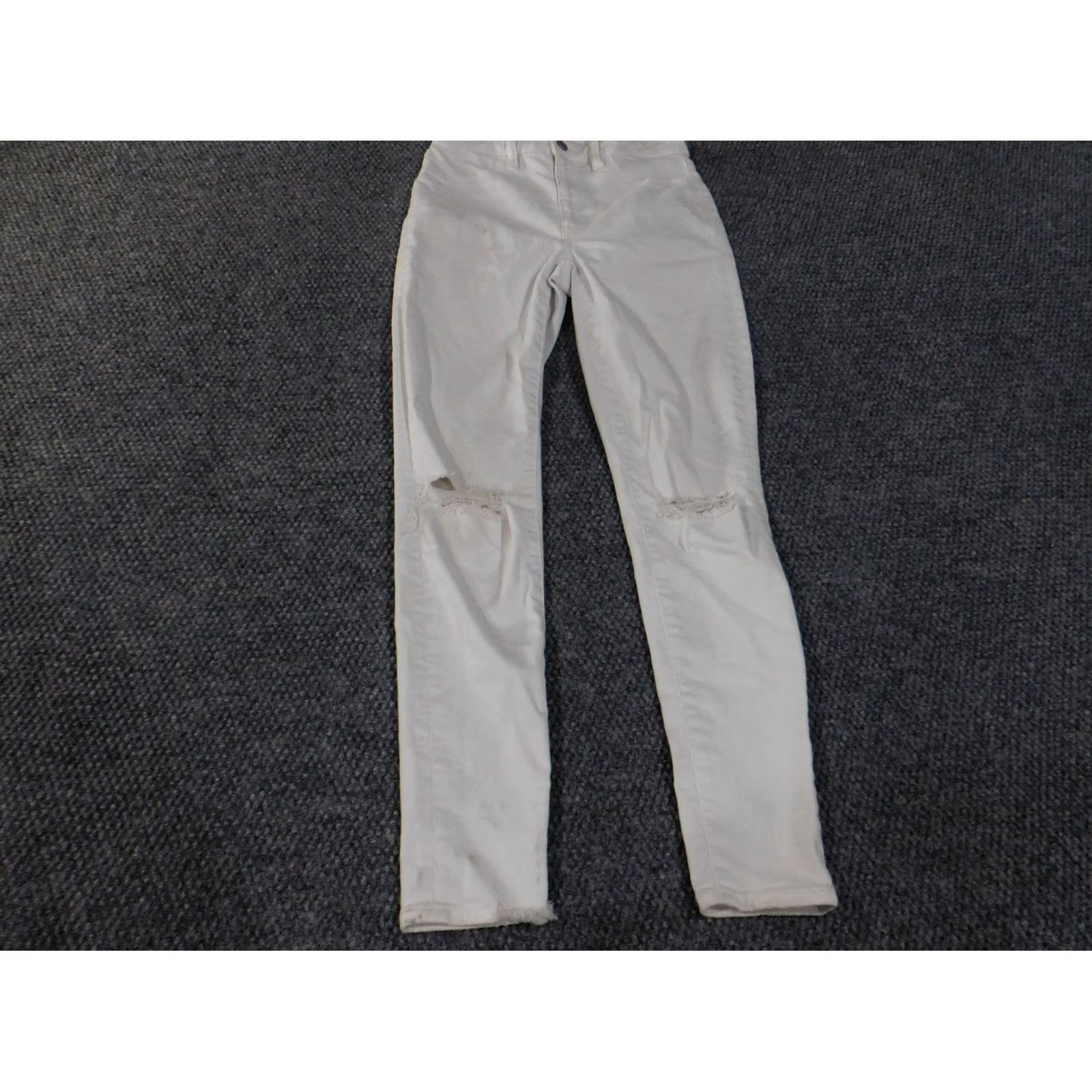 American Eagle Outfitters American Eagle Outfitters Jeans Womens 2 White Distressed Super Hi Rise Jegging Slim 5-Pocket Denim Inseam 28 Summer Spring Fall Distressed Logo Size 26" / US 2 / IT 38 - 2 Thumbnail