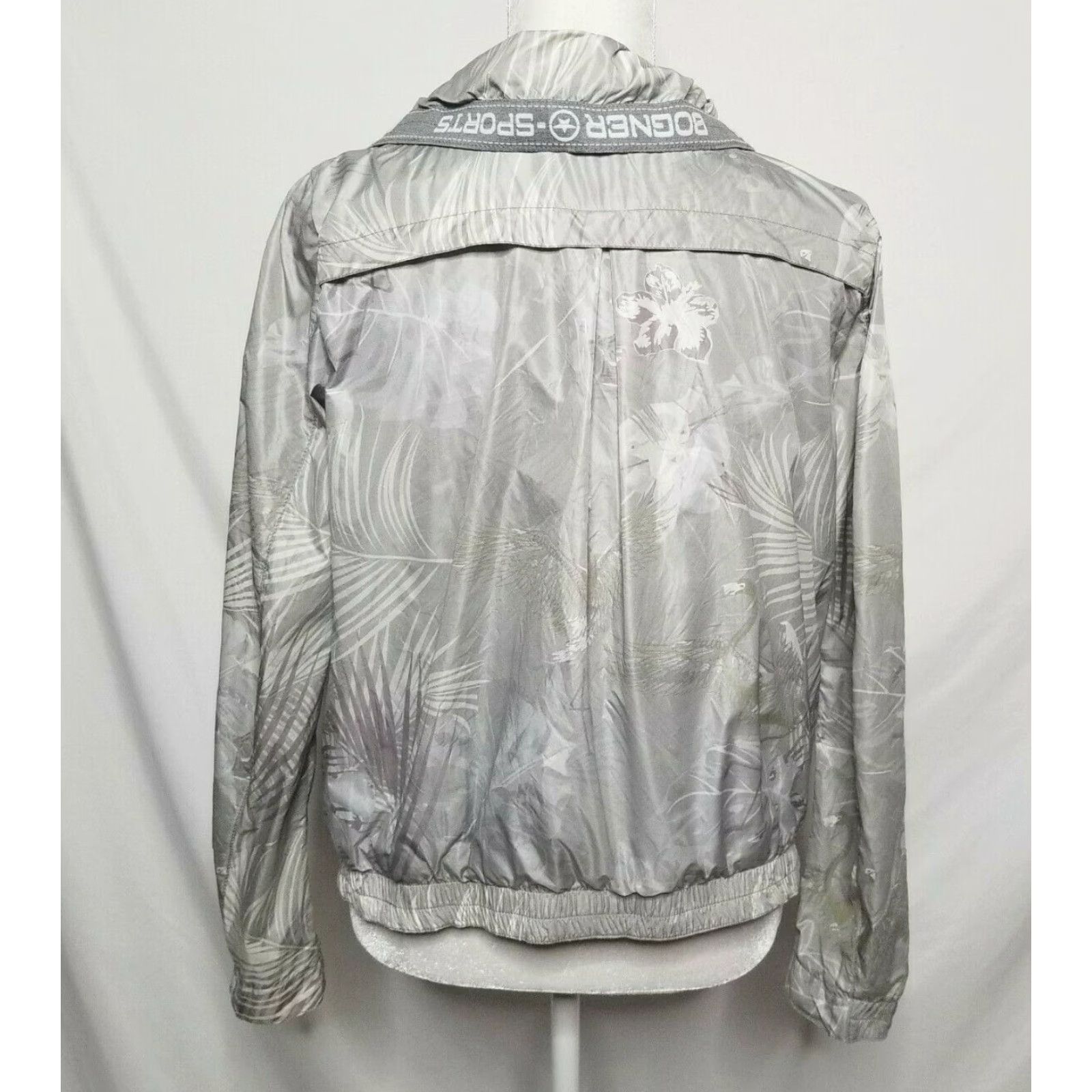 Bogner Bogner Womens Jacket Windbreaker Full Zip Floral Print Gray 8 EU 38/US 8 Lined Zip Bodner? Size M / US 6-8 / IT 42-44 - 3 Thumbnail