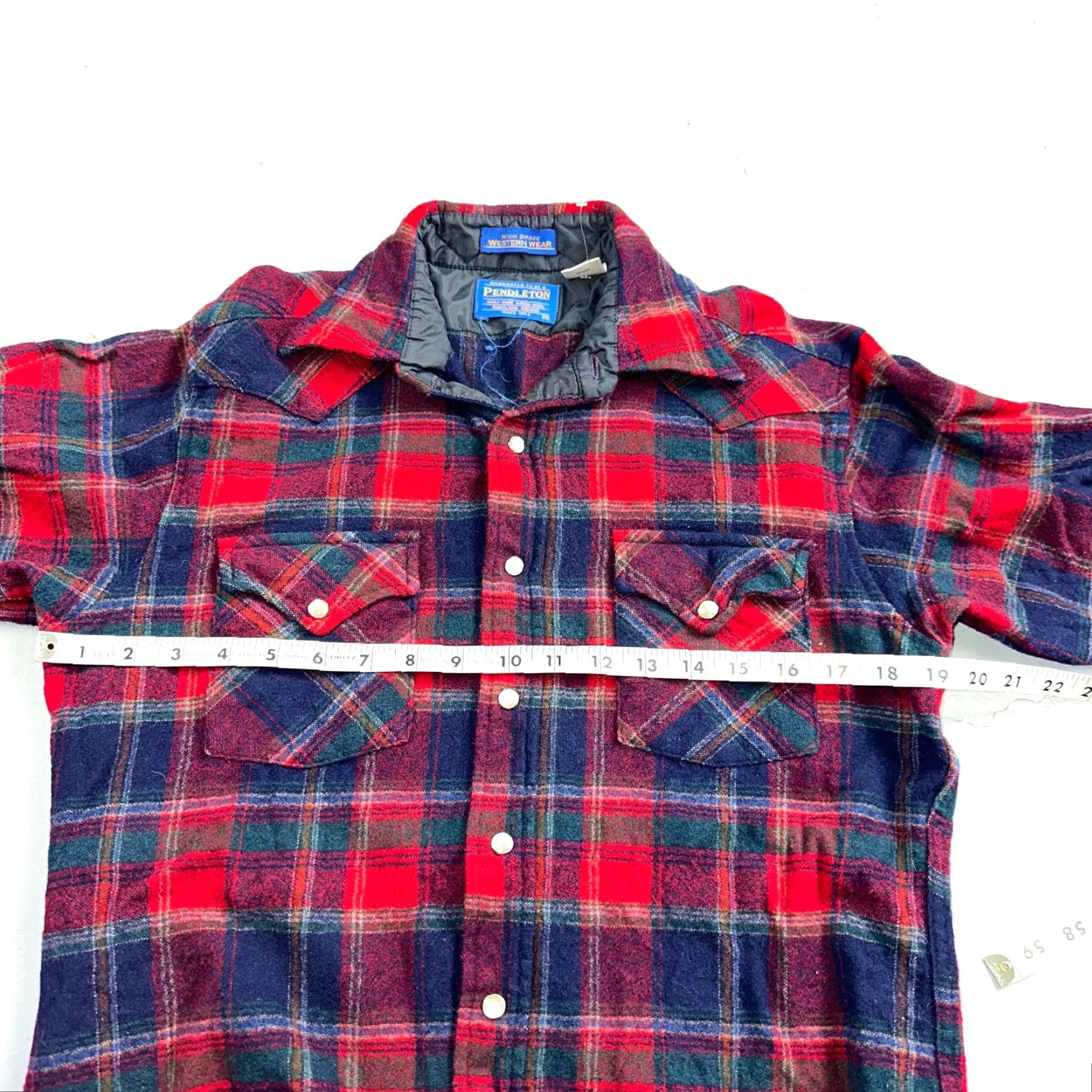 Pendleton VINTAGE Pendleton Shirt Plaid 100% Virgin Wool Western Button-Up M Red Men's Regular Classic Western 90s USA Mens Size US M / EU 48-50 / 2 - 7 Thumbnail