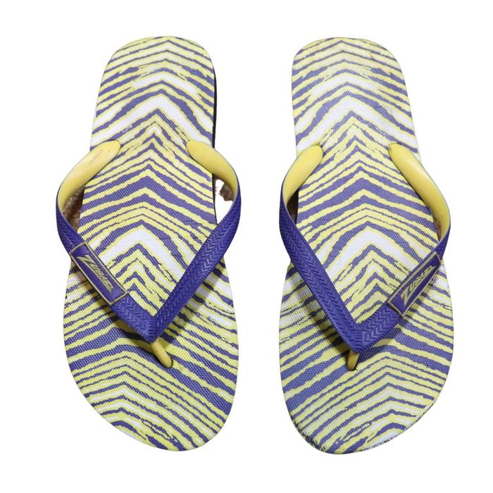 Zubaz Vintage Lakers/Vikings Zubaz flip flops Grailed