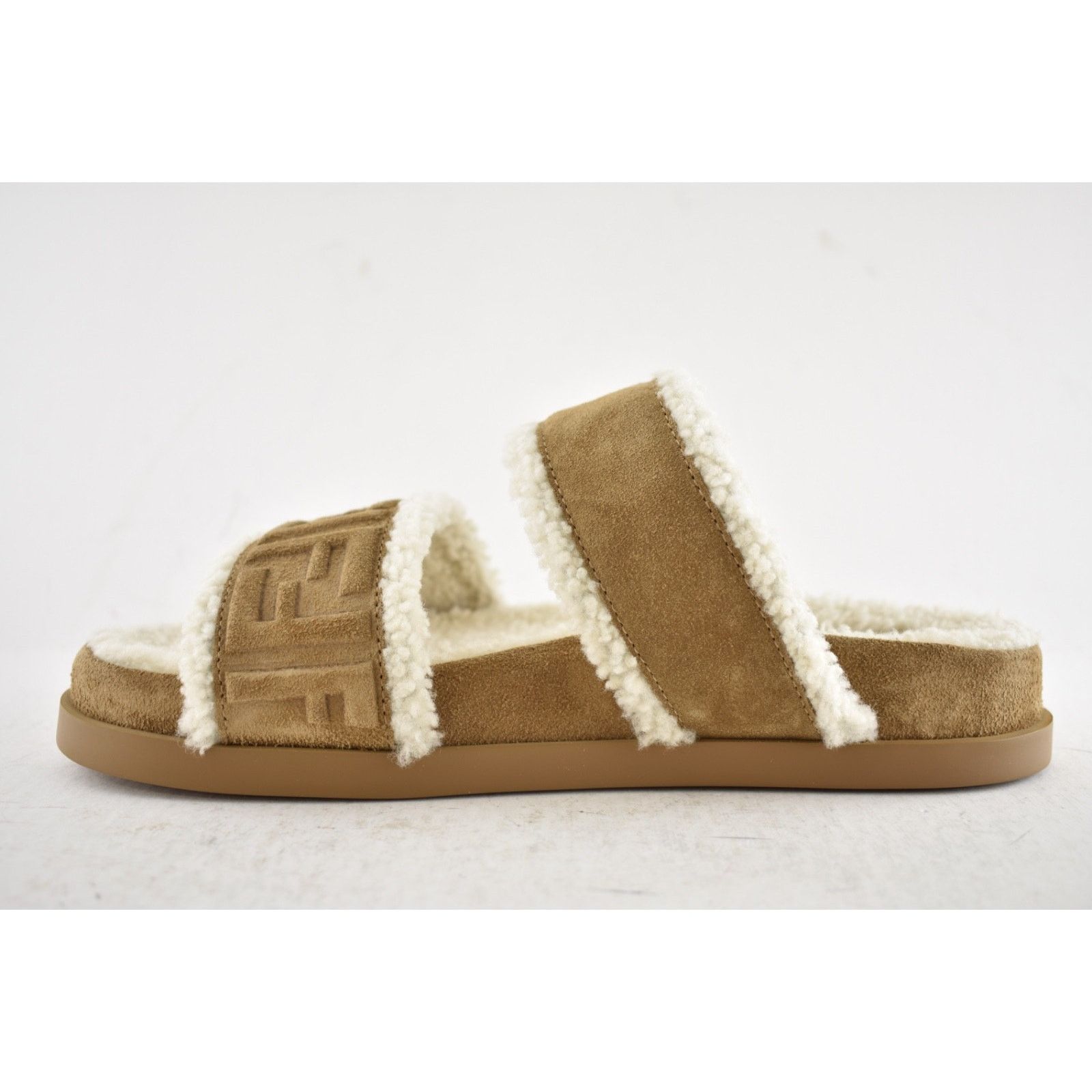Fendi Fendi Feel Slide Shearling Bronze Monogram Mule Sandal 39.5 Size US 9.5 / IT 39.5 - 15 Thumbnail