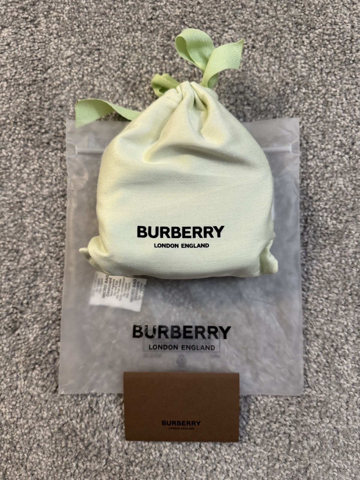 Burberry Burberry TB Logo Buckle Reversible Calf Leather Belt Size 38 - 5 Thumbnail