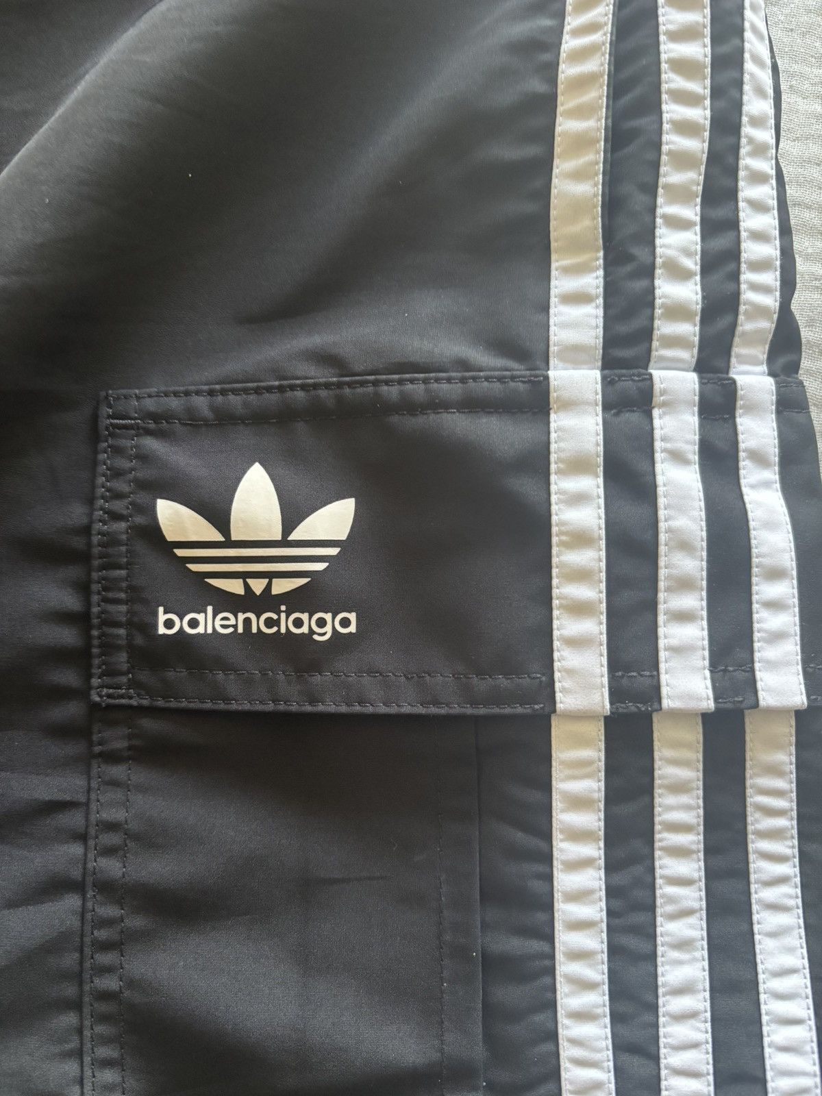 Adidas × Balenciaga BALENCIAGA ADIDAS SWIM SHORTS Size US 34 / EU 50 - 3 Thumbnail