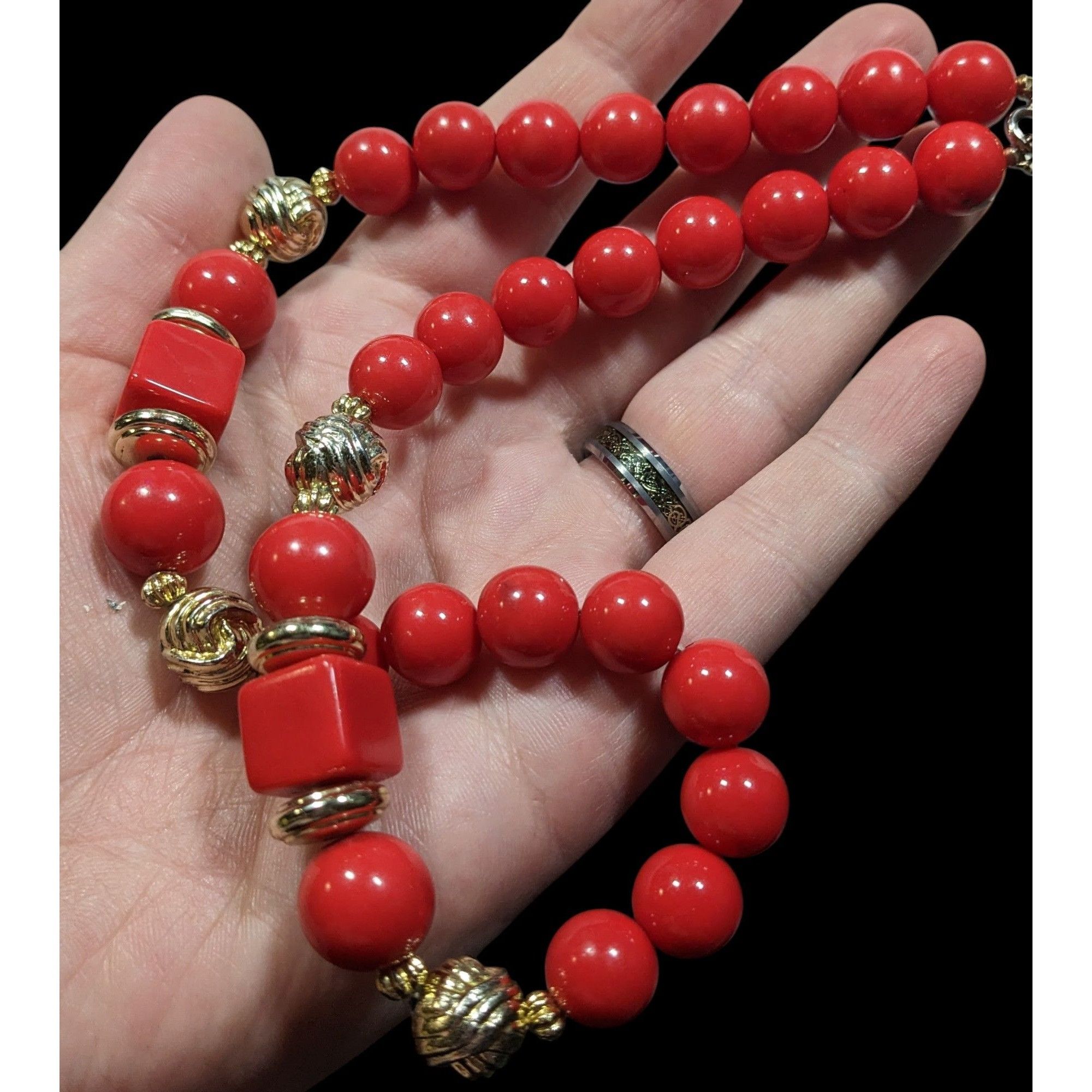 Other Vintage Red And Gold Tone Beaded Necklace Size ONE SIZE - 3 Thumbnail