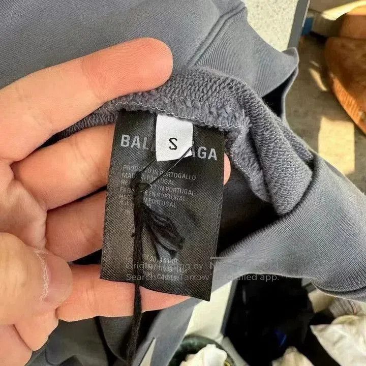 Balenciaga Balenciaga Portrait Hoodie OS S. Size US S / EU 44-46 / 1 - 3 Thumbnail