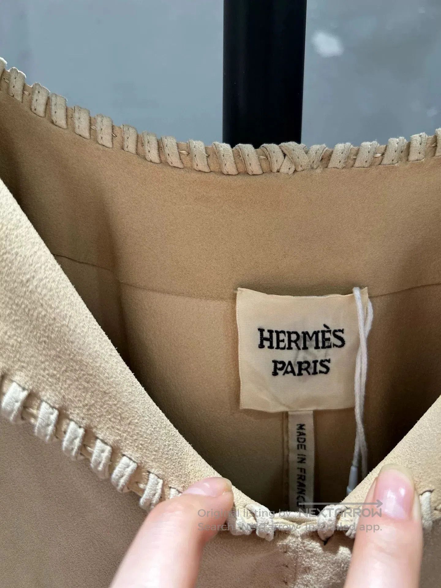 Hermes Hermes Cape Size 34 New with Tags. Size US M / EU 48-50 / 2 - 4 Thumbnail