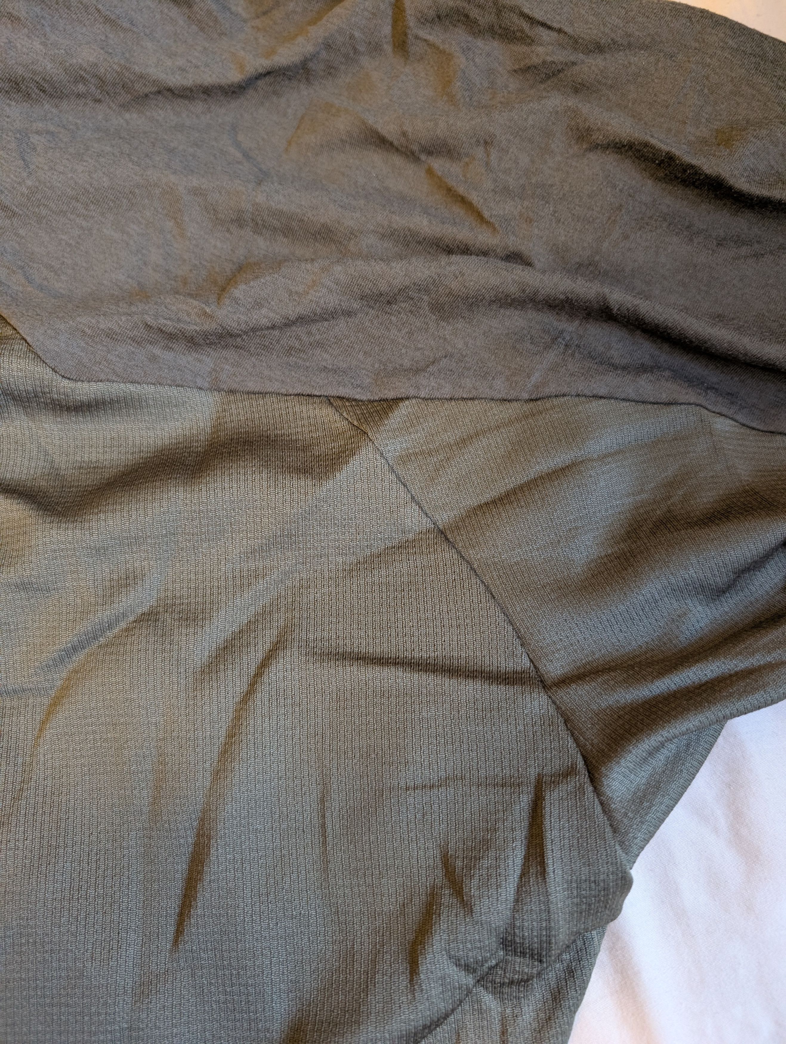 Veilance Arc'teryx Veilance Cevian Shirt, Clay Size US L / EU 52-54 / 3 - 7 Thumbnail