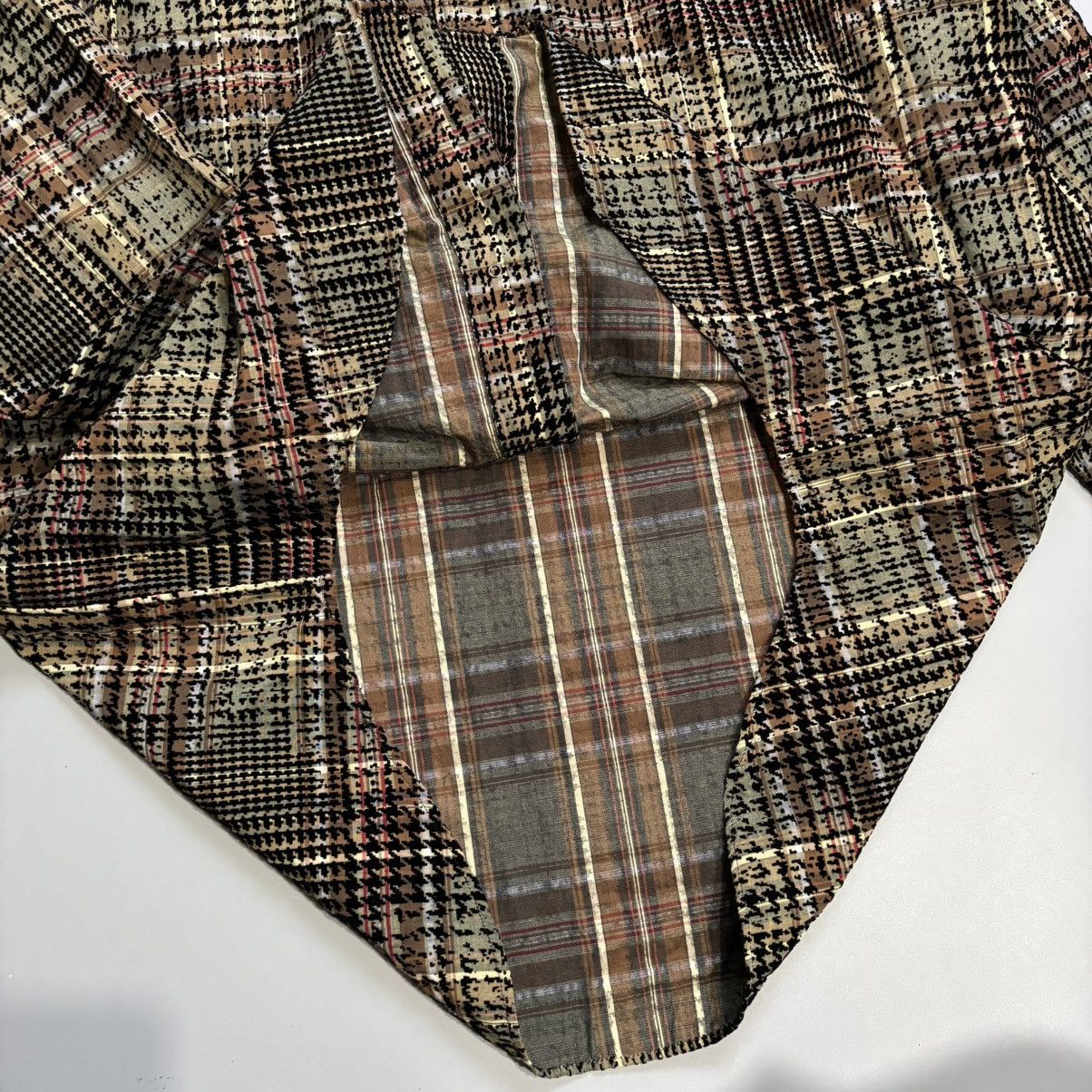 Emporio Armani × Giorgio Armani EMPORIO ARMANI Plaid Cotton Regular Fit Shirt Size US L / EU 52-54 / 3 - 5 Thumbnail
