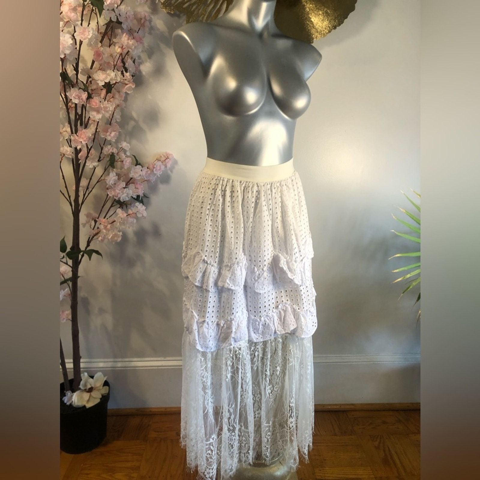 Other Lace skirt maxi white tiered ruffle peasant style. Senlis Size 27" / US 4 / IT 40 - 8 Thumbnail