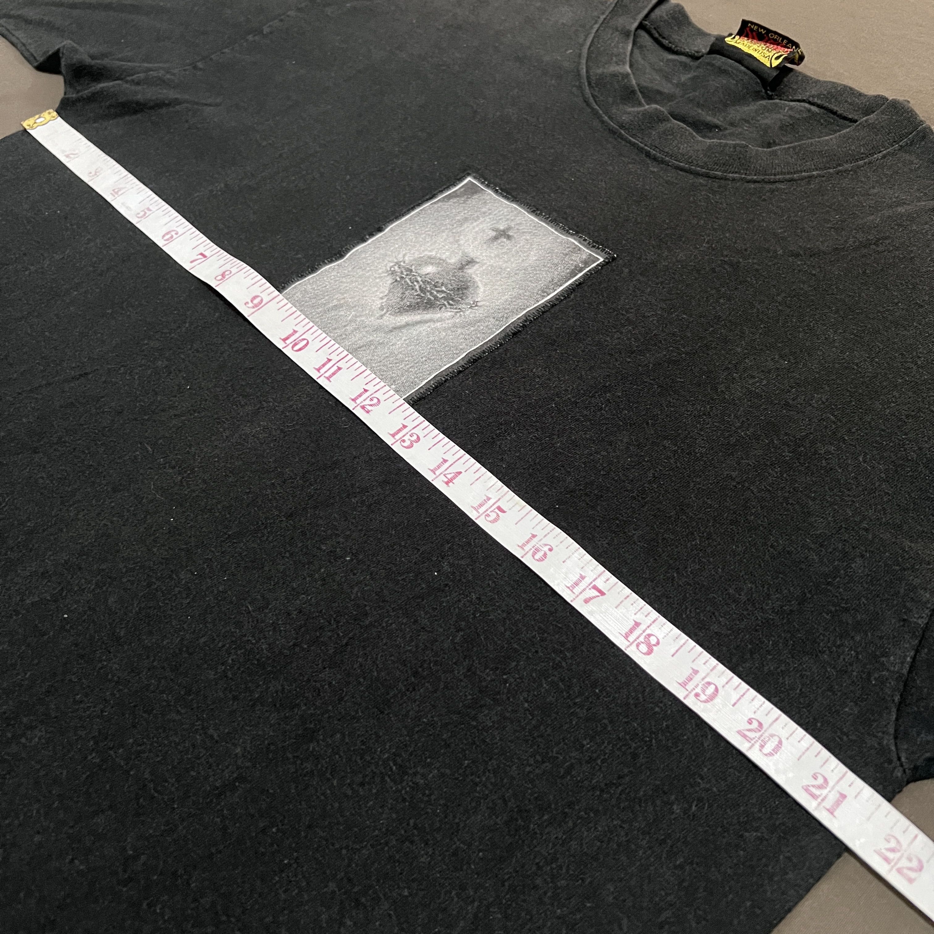 Seditionaries × Vintage Vintage 90s Archaic Smile Love Cross Tee Faded Size US L / EU 52-54 / 3 - 7 Thumbnail