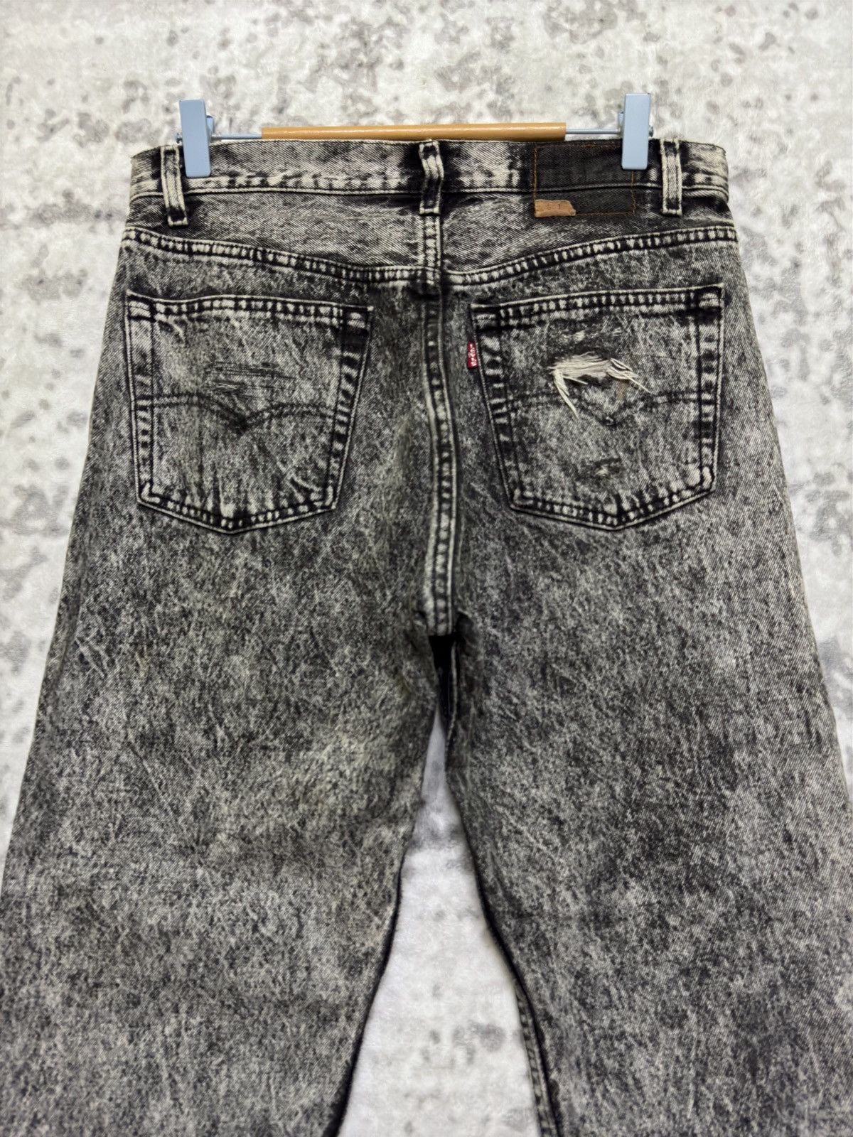 Levi's Vintage Clothing Vintage Levi’s 501 Grey Acid Wash Distressed Jeans Raw Hem Size US 31 - 9 Thumbnail