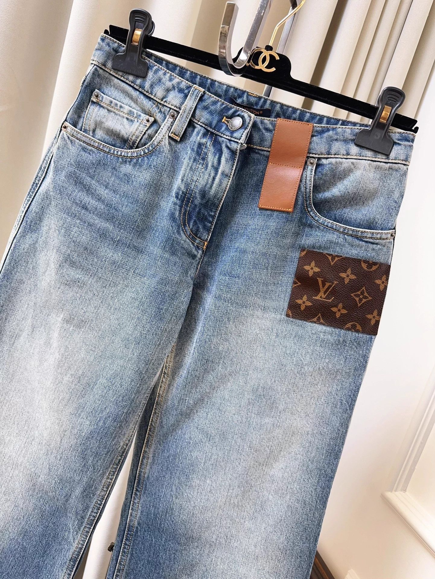 Louis Vuitton LV blue monogram leather tag wide leg jeans 36 Size 26" / US 2 / IT 38 - 3 Thumbnail