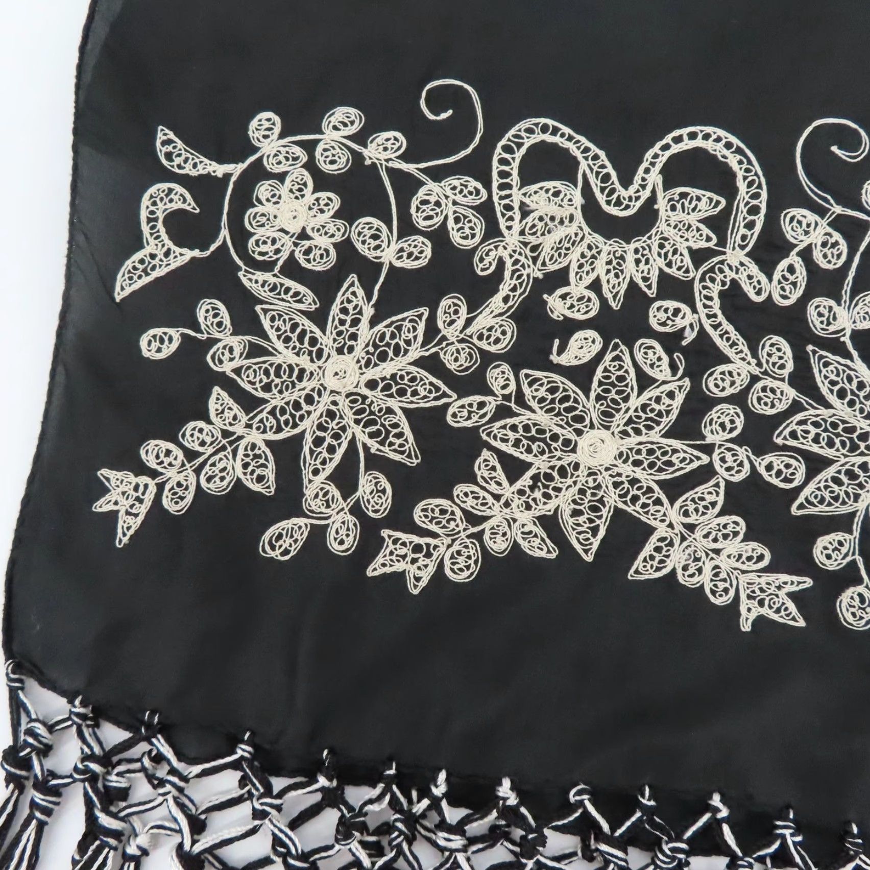 Vintage April Cornell Scarf Womens Silk Floral Embroidered Fringe Rectangle Black 71" 20.25" Multifunctional Vintage? No Size ONE SIZE - 2 Thumbnail