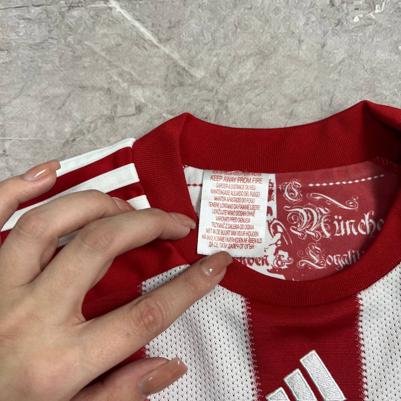 Adidas Adidas Bayern Munchen #Maxi 2009/2010 Y2K Football T-Shirt Size US XS / EU 42 / 0 - 3 Thumbnail