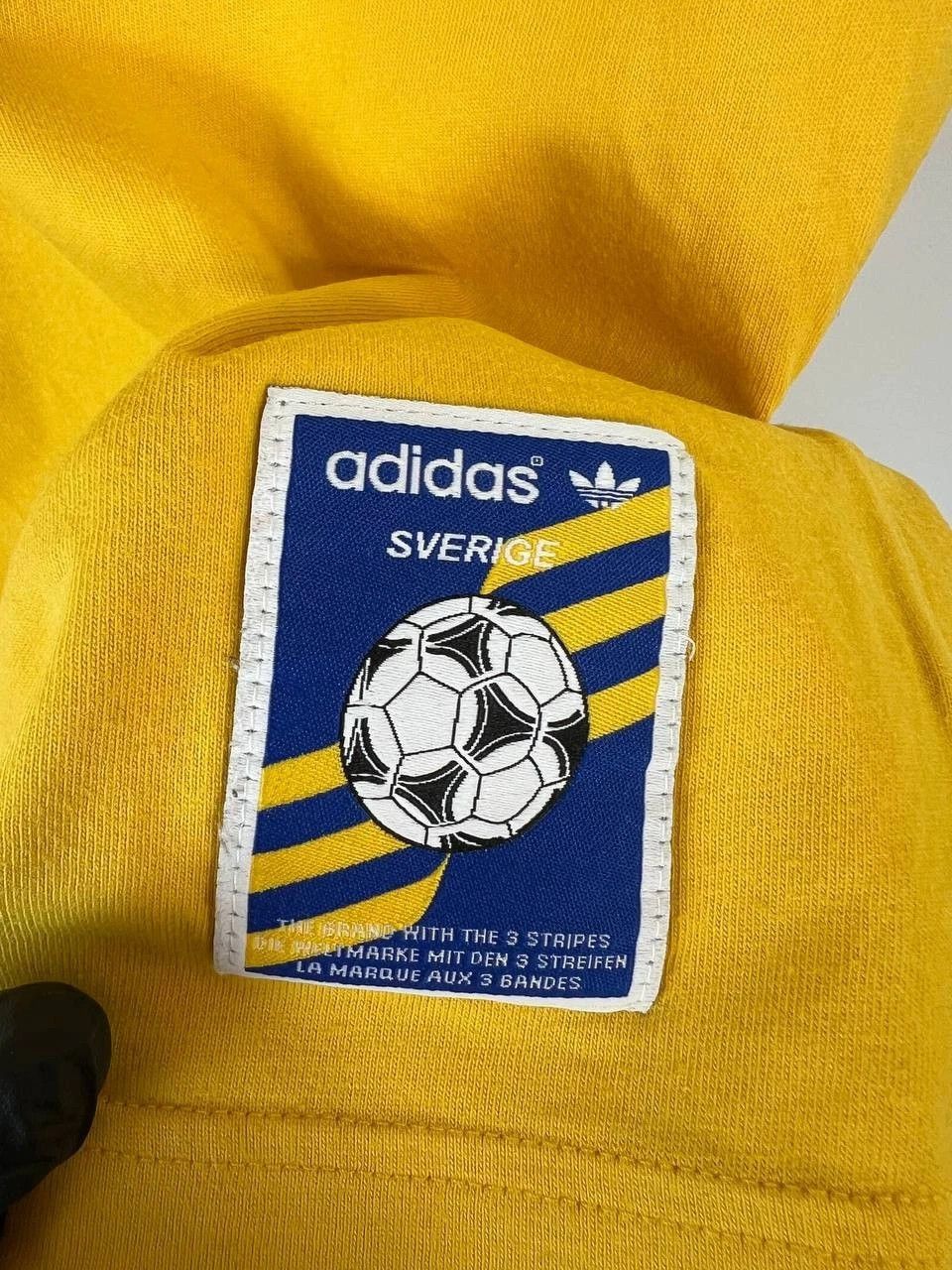 Adidas Sweden Swerige Adidas Originals Football Shirt Size XS Size US XS / EU 42 / 0 - 3 Thumbnail