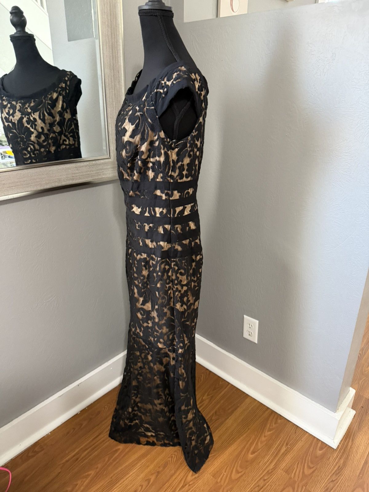 Tadashi Shoji Tadashi Shoji Dark Romantic Black Lace Mermaid Gown Size 14 Size L / US 10 / IT 46 - 3 Thumbnail