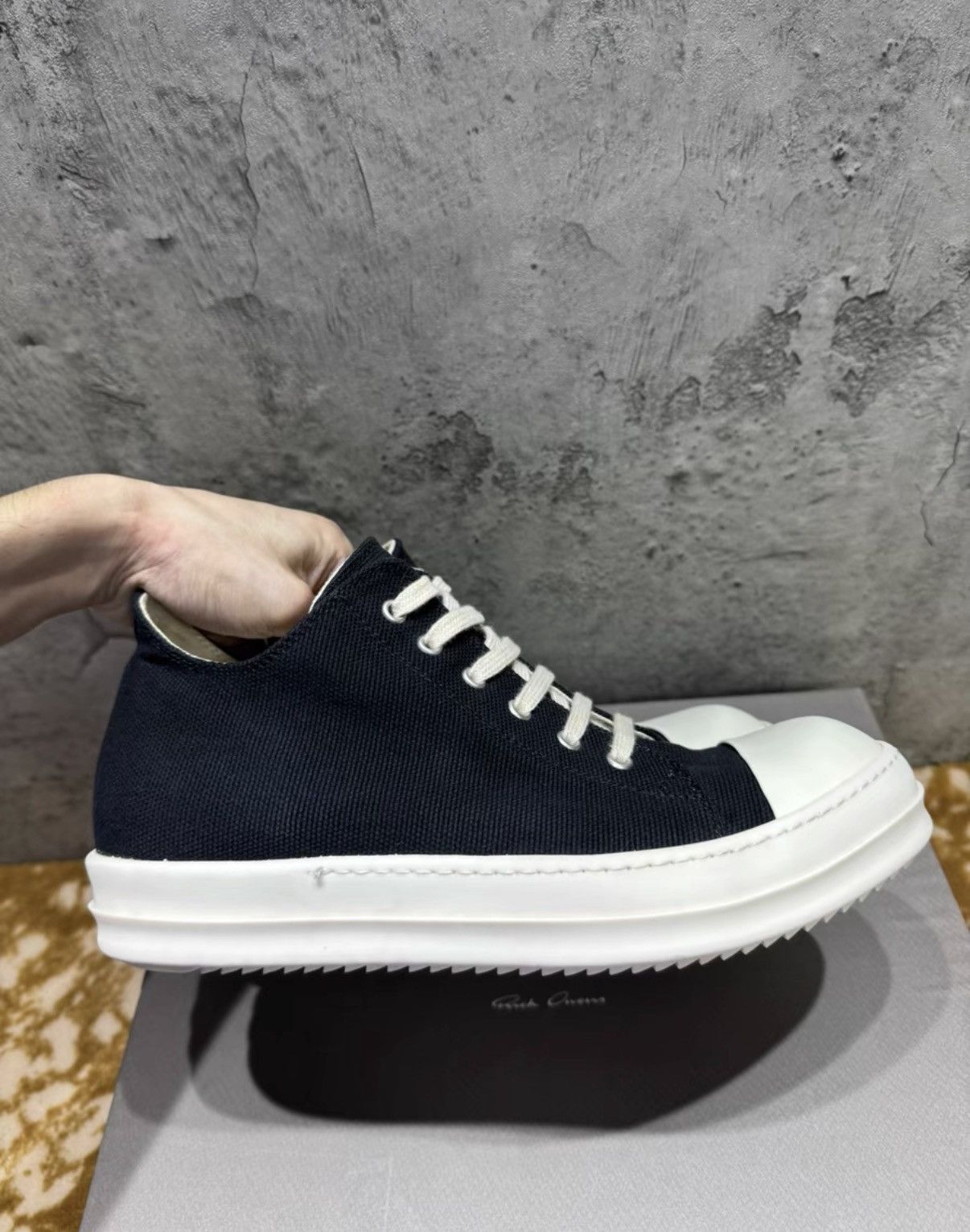Rick Owens Rick Owens DRKSHDW Low Top Ramones K37 Size US 9 / EU 42 - 3 Thumbnail