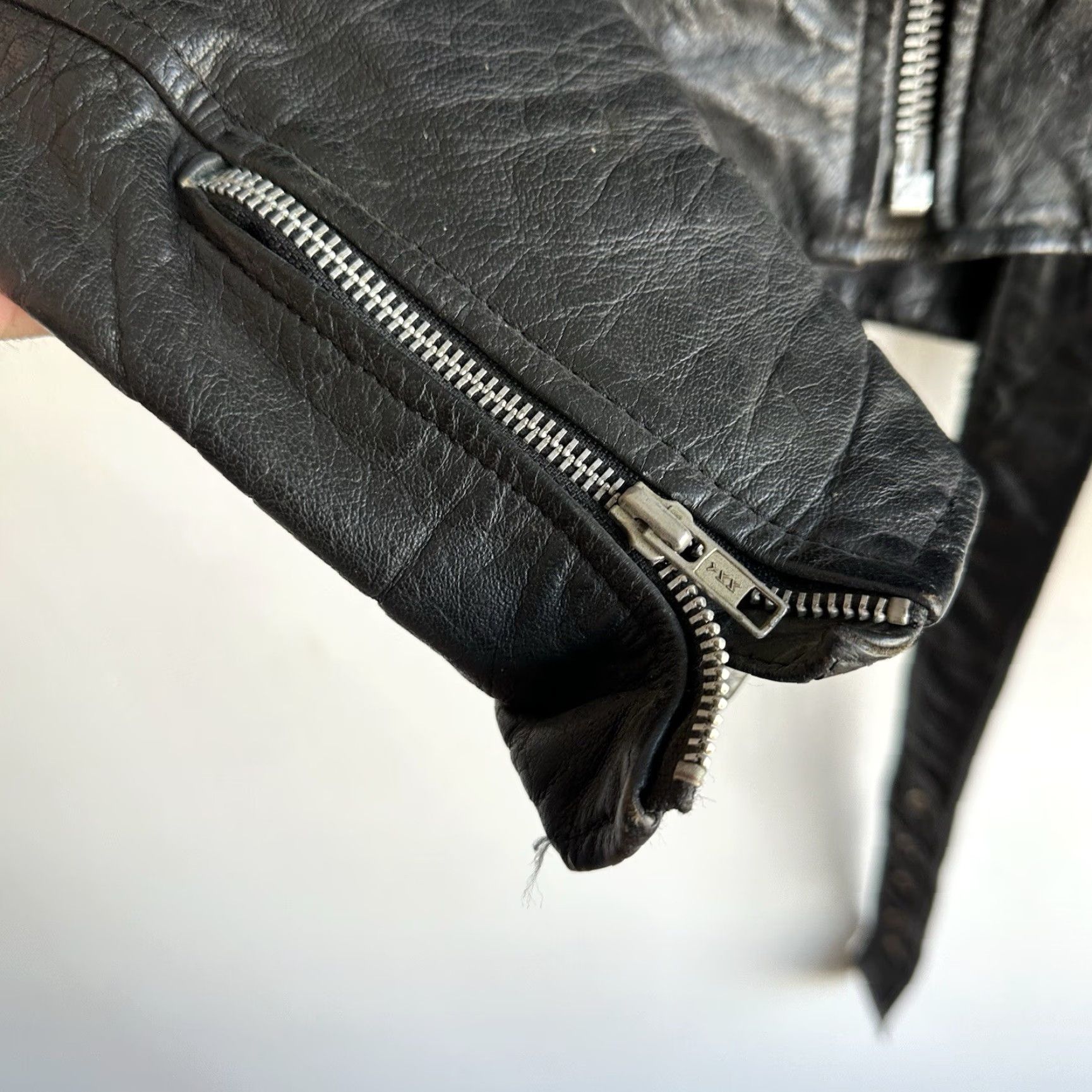 Vintage VINTAGE Motorcycle Leather Jacket XL Leather Belt 1960s X-Large Mens Womens? Size US XL / EU 56 / 4 - 6 Thumbnail