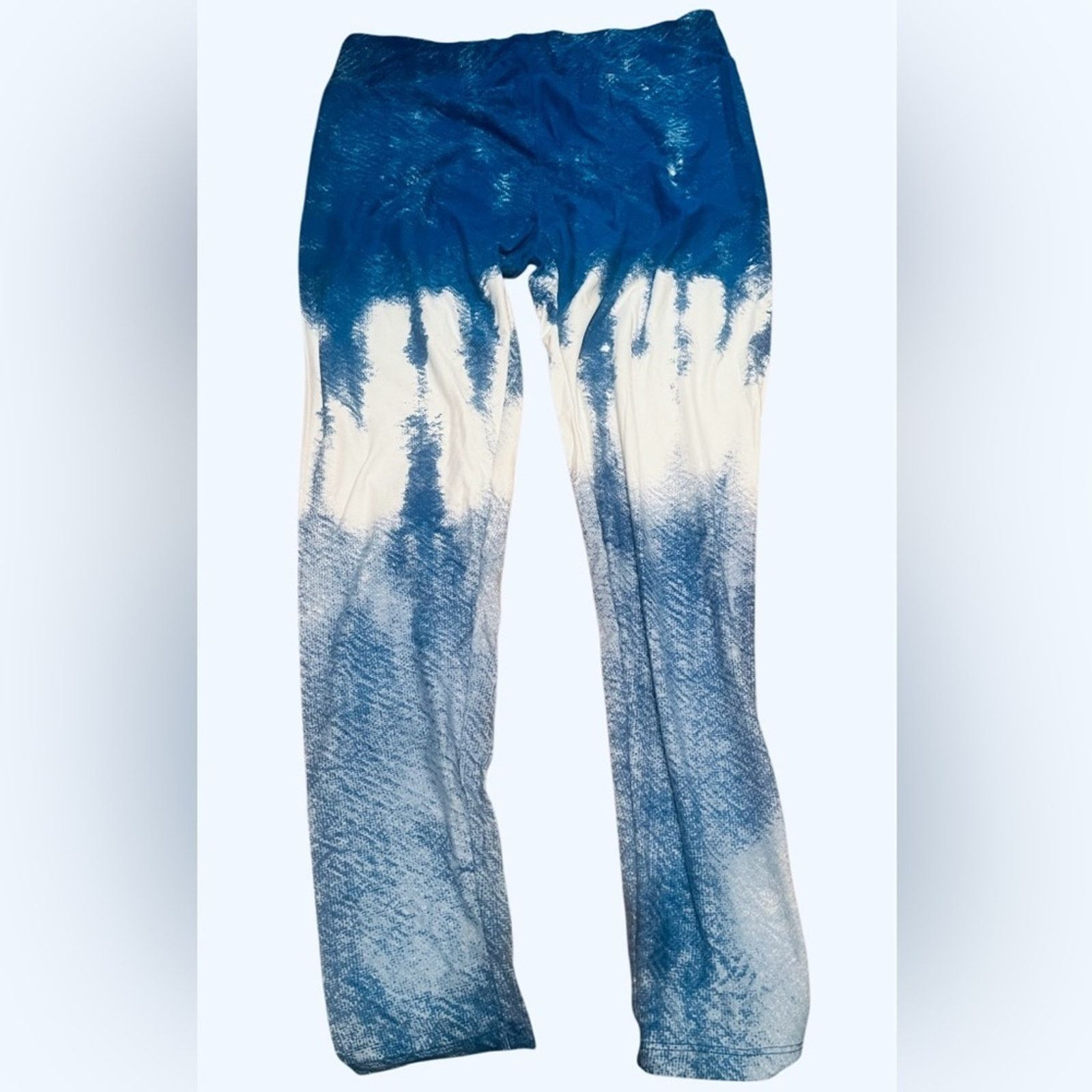 The Unbranded Brand LuLaRoe leggings, size Tall & Curvy (12-18) Size 38" / US 16 / IT 52 - 1 Thumbnail