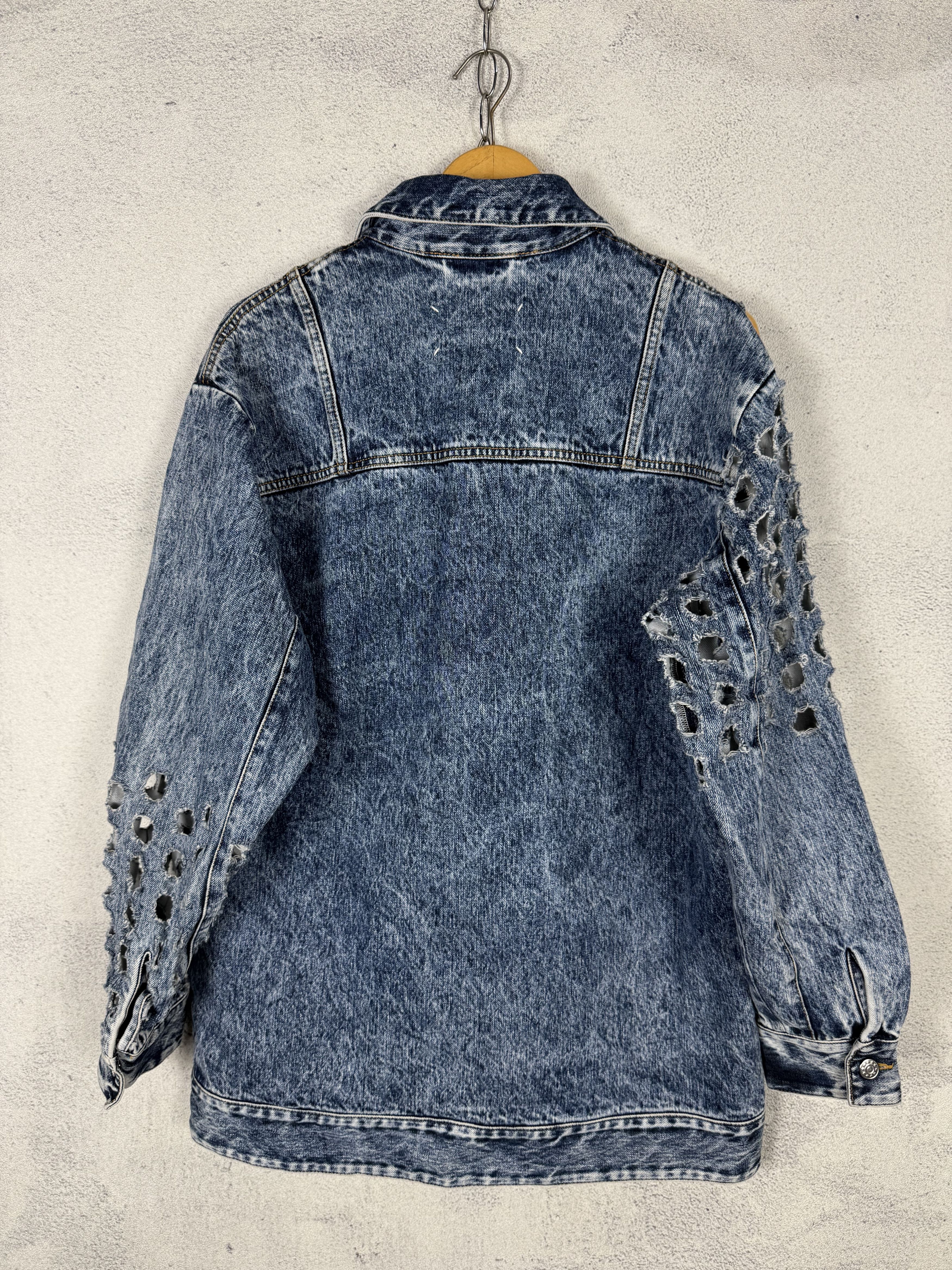 Maison Margiela Maison Margiela Distressed Denim Jacket Size 36 Size XS / US 0-2 / IT 36-38 - 2 Thumbnail